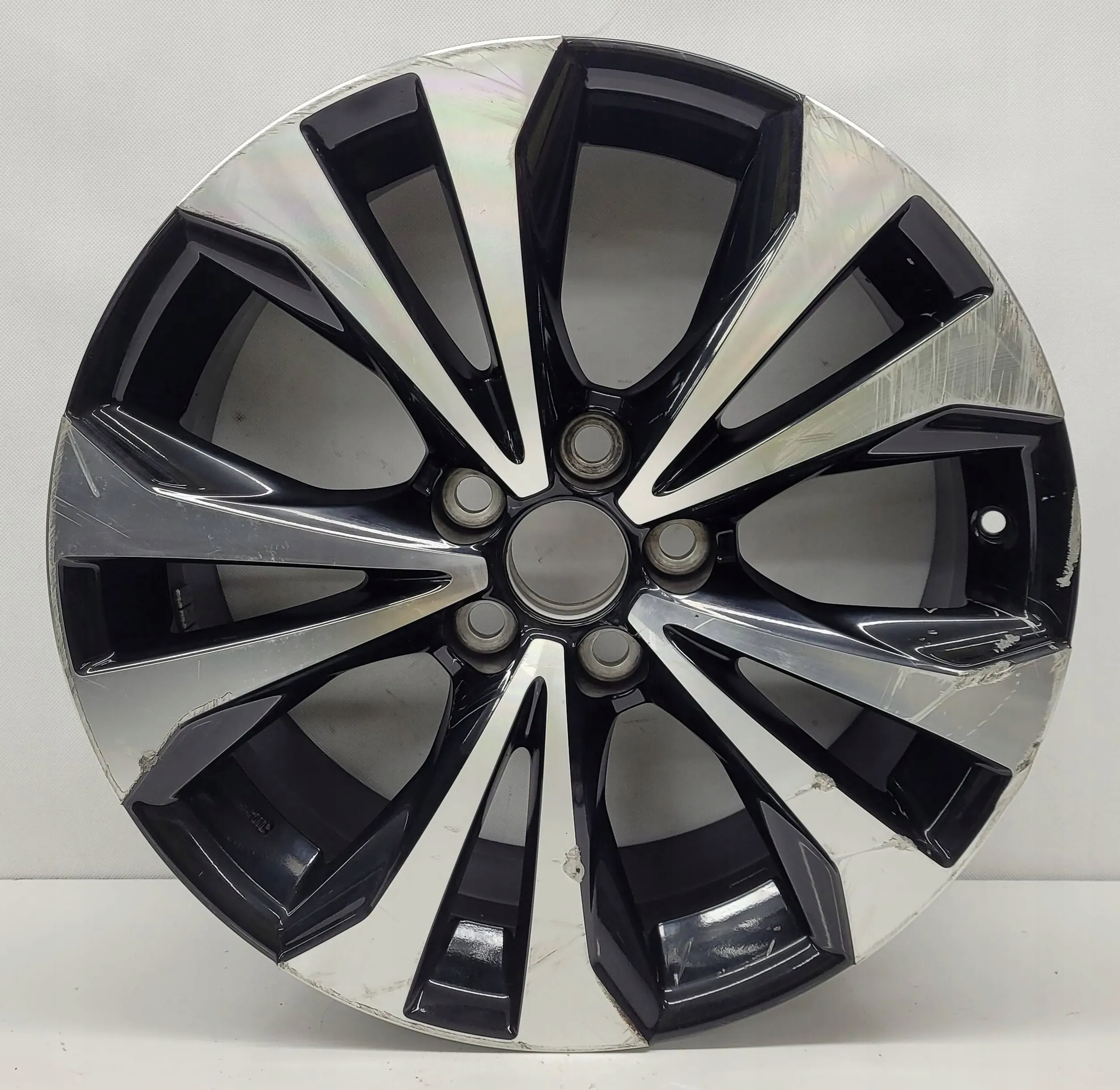 LEXUS NX RX IS II ОБІД АЛЮМІНІЙ 18 FV