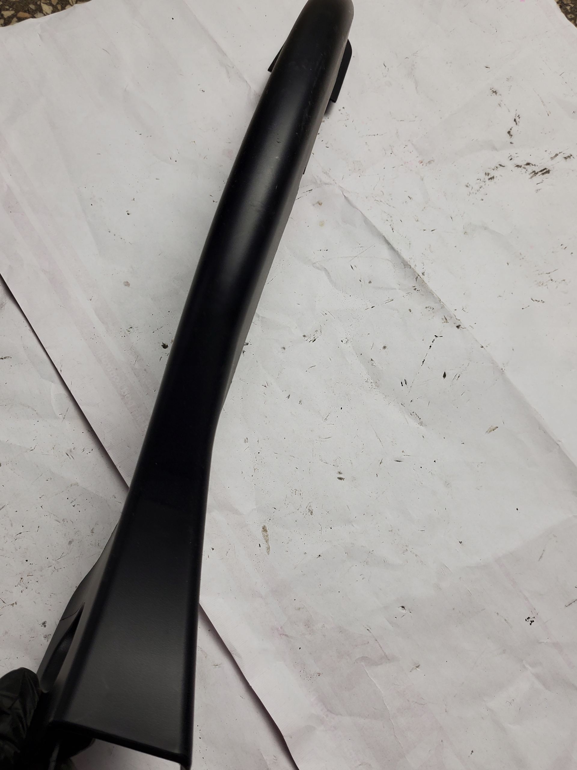 cover of a hinge bonnet boot right MERCEDES E COUPE W207 OE