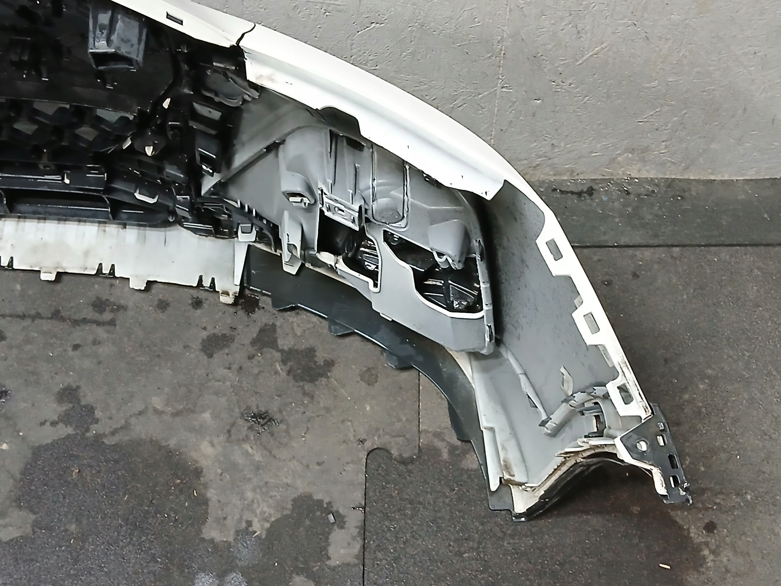 bumper front AUDI A1 82A CITYCARVER