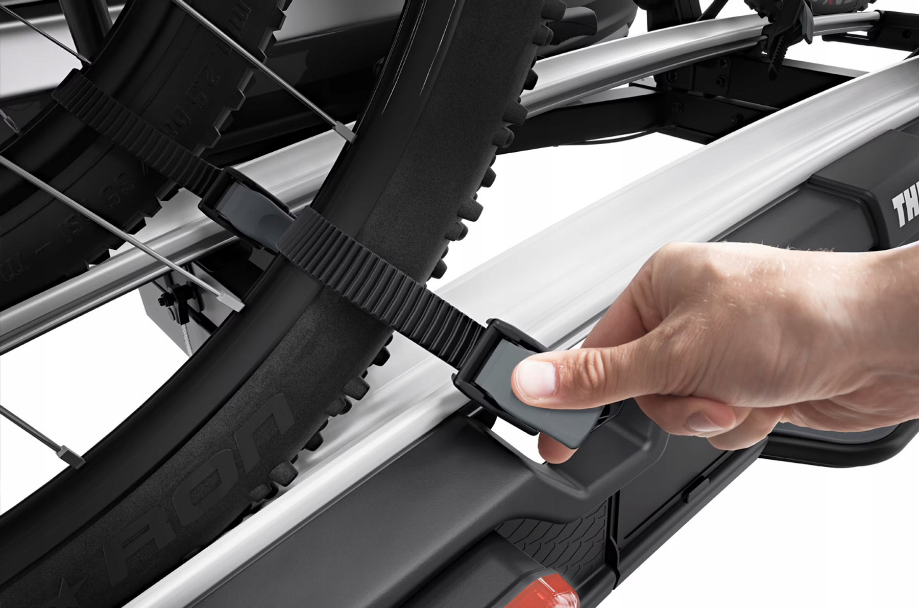 BAGAŻNIK ROWEROWY NA HAK TRZY ROWERY THULE VELOSPACE XT 3 939 Nośność uchwytu 60 kg