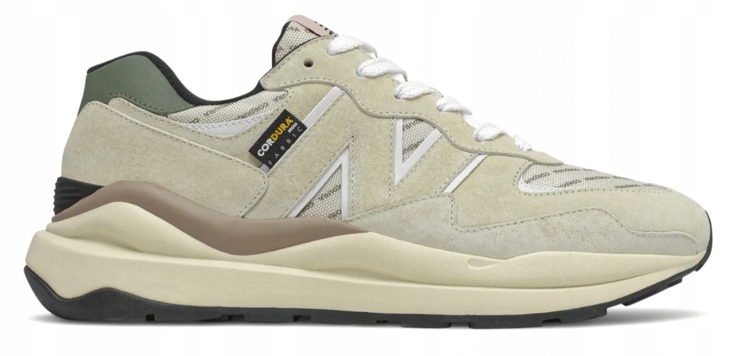 Pánské tenisky New Balance béžové, velikost vel. 40,5