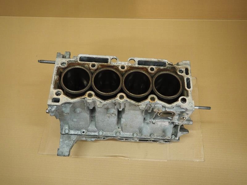 BLOK SILNIKA CITROEN PEUGEOT 1.4 B 10FP8C Typ silnika Benzyna