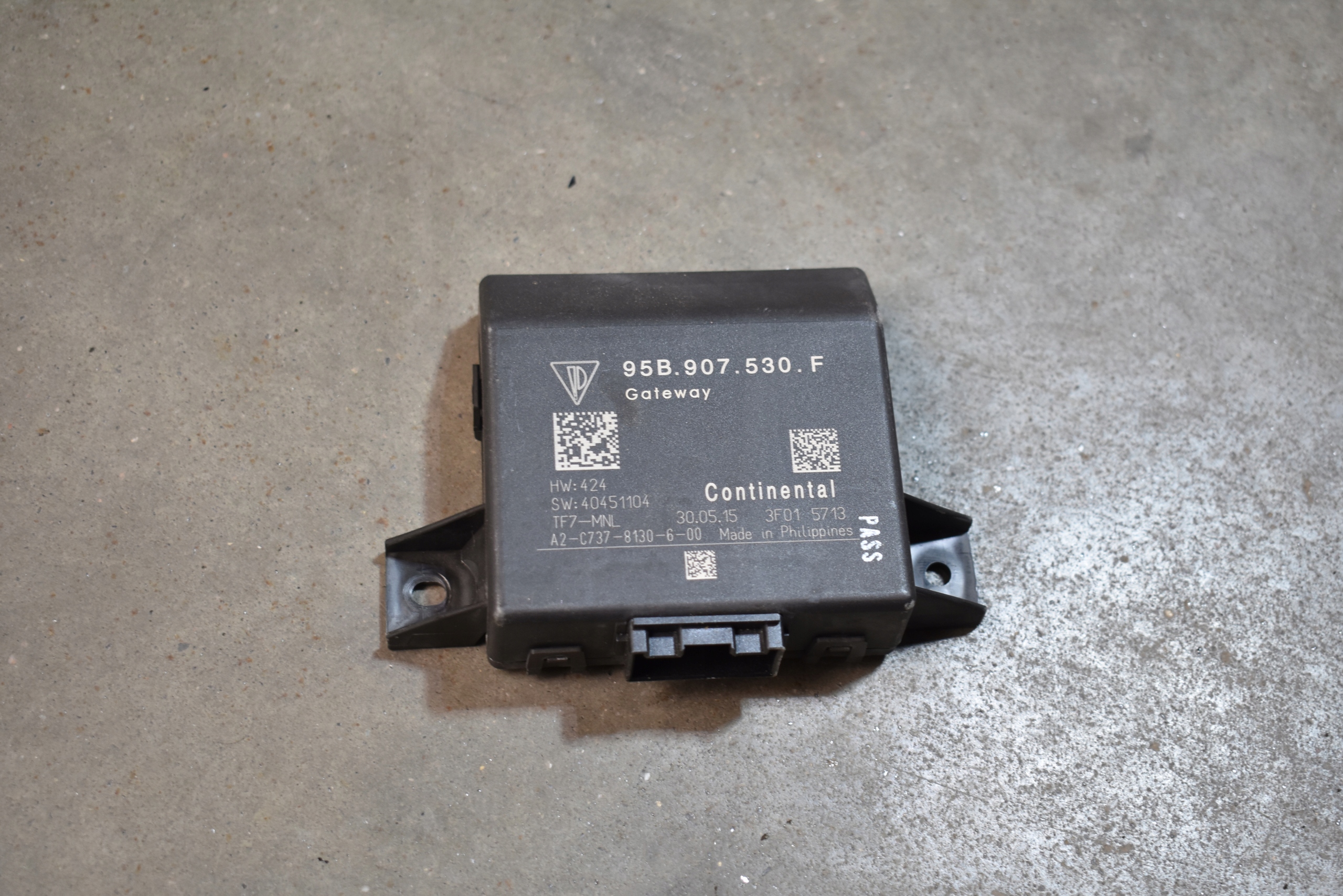 IDEALNY modulo GATEWAY PORSCHE MACAN 1