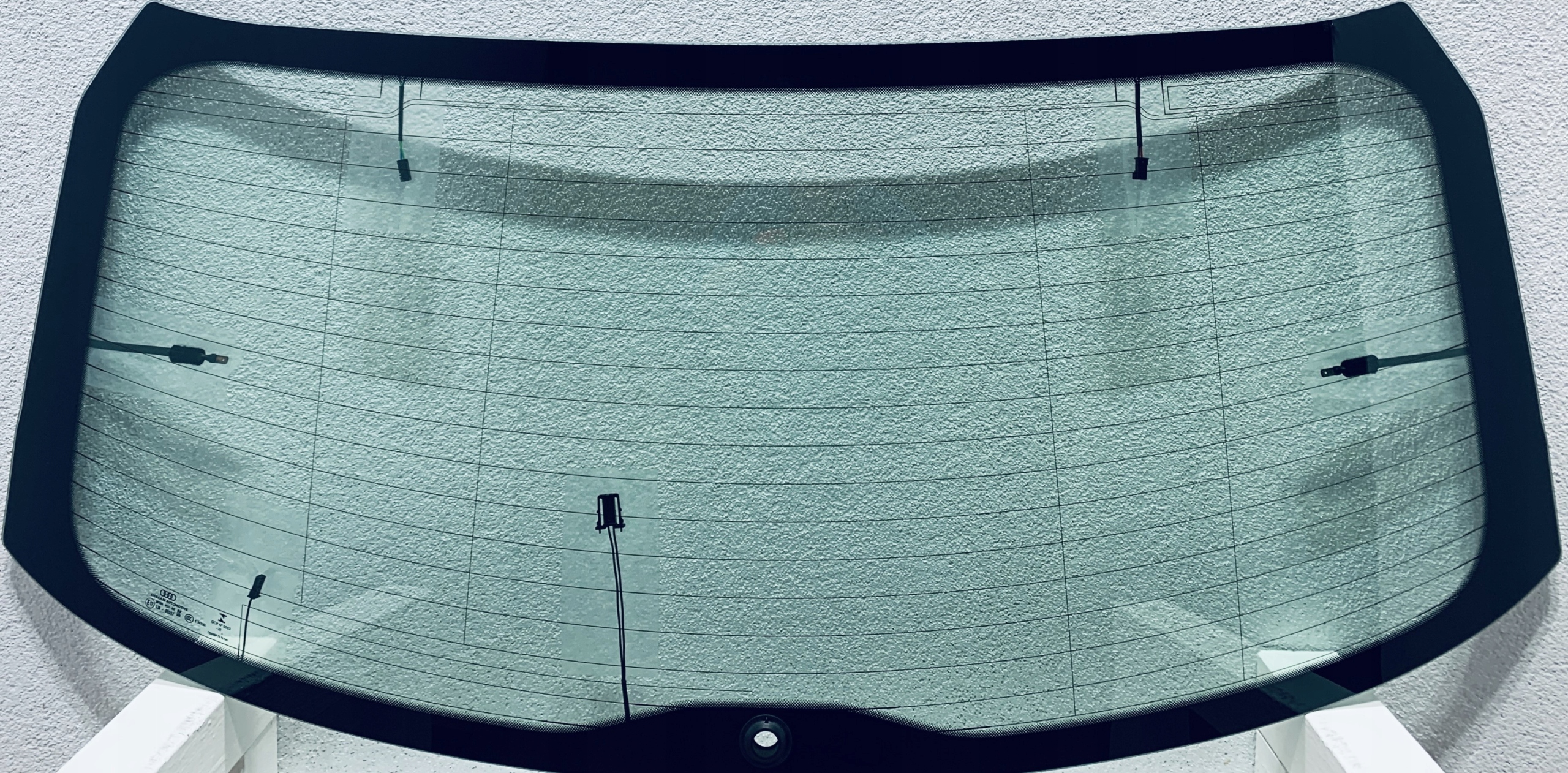 Стекло задняя новое AUDI Q3 2018- OE ОРИГИНАЛ