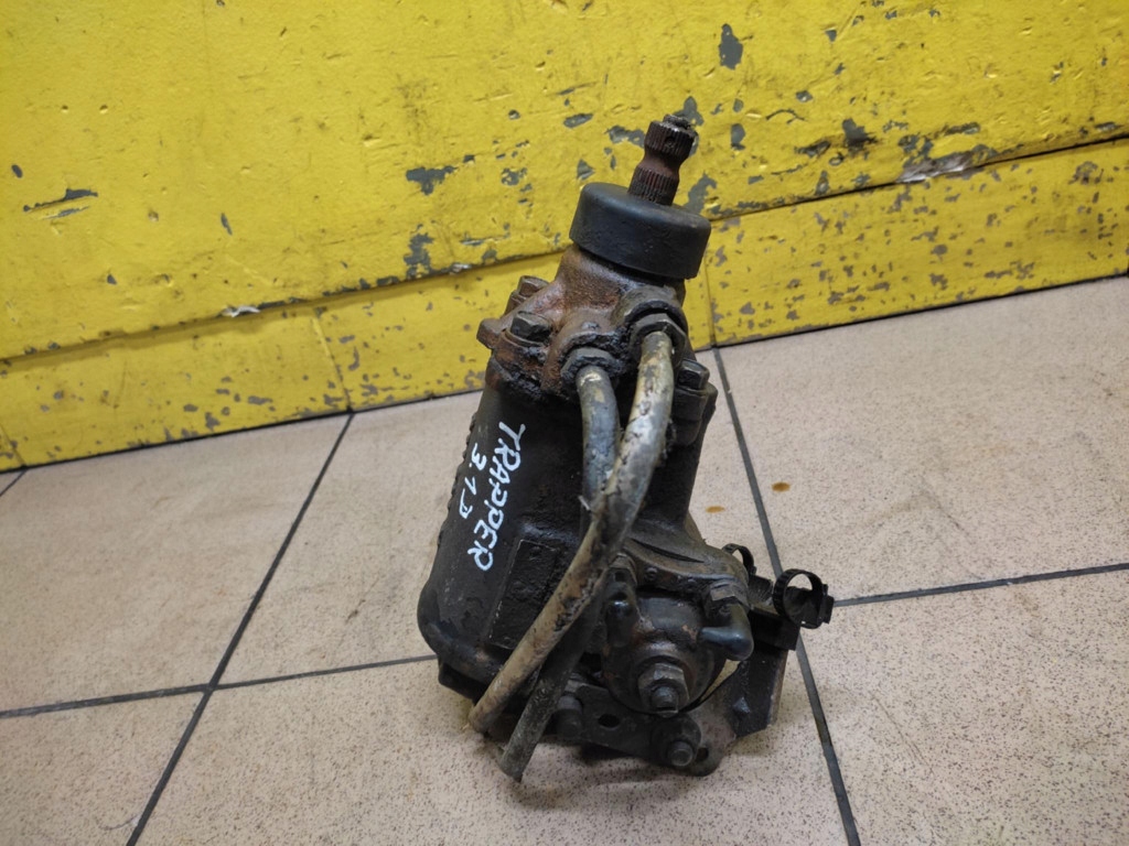 ISUZU TROOPER 3.1 D Boîter direction 897101356