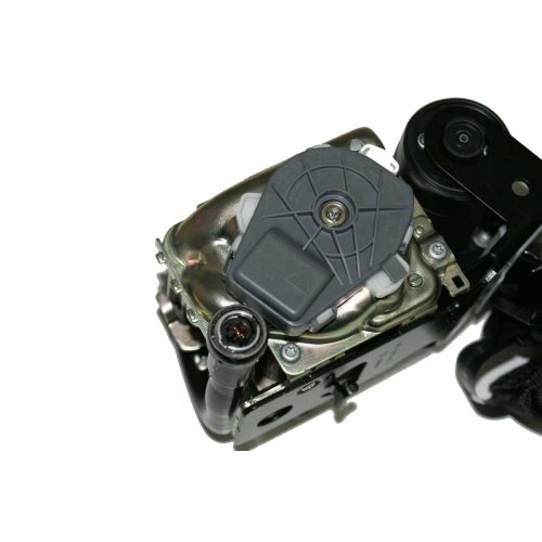 NAPINACZ PAS LEWY NOWY fv RANGE ROVER SPORT 2014 Part manufacturer Other