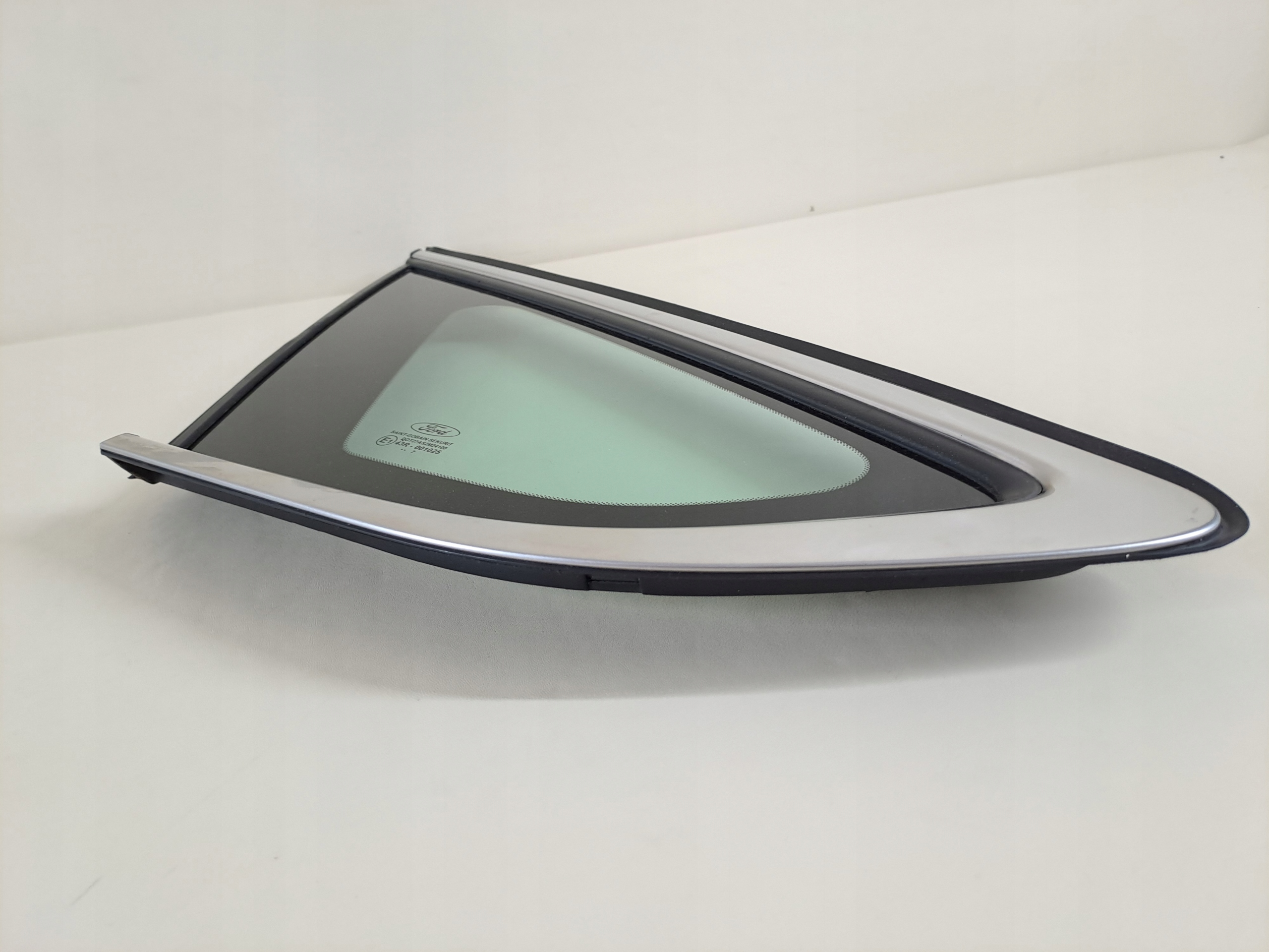 window bodywork side rear left left rear part TROJKAT FORD MONDEO V MK5 17r