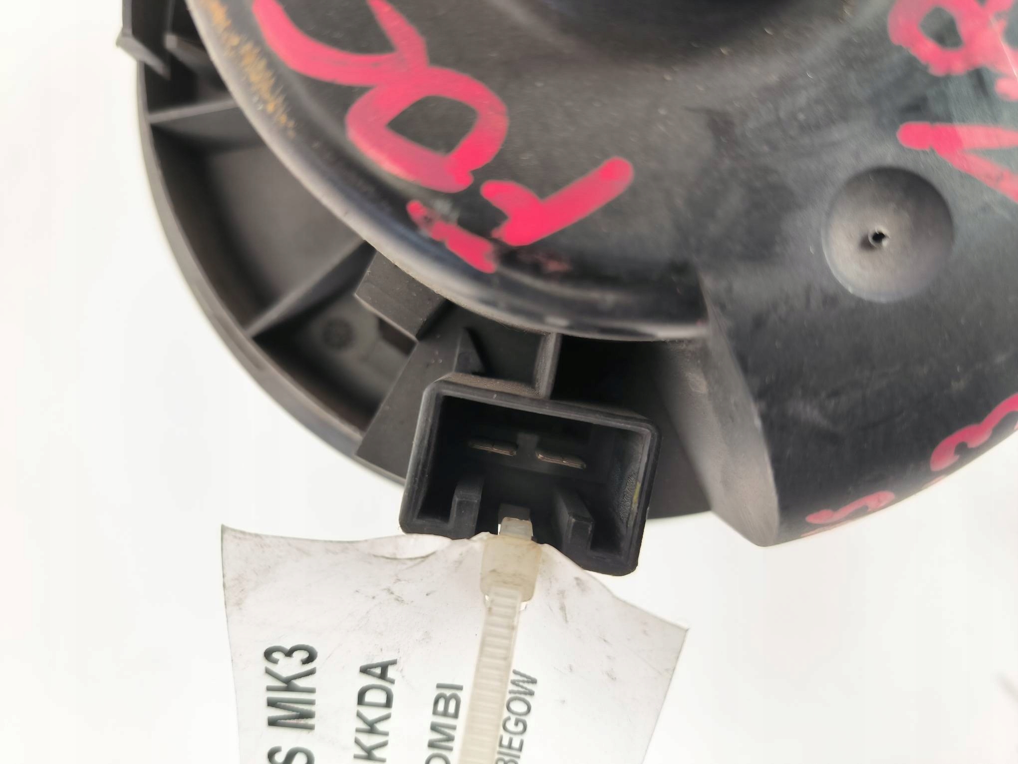 fan cab 1736007103 FORD FOCUS MK3
