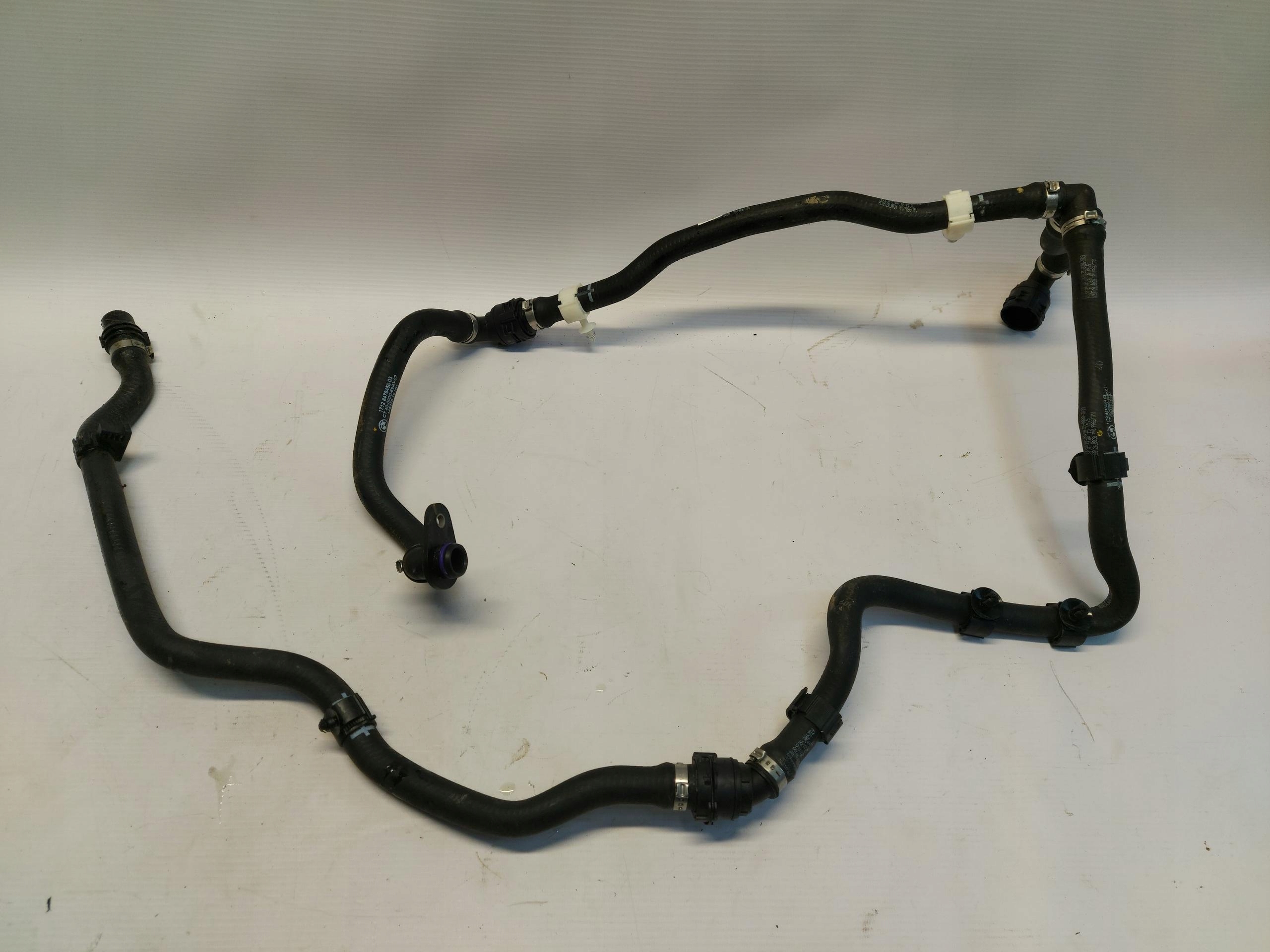 BMW iX1 X1 U11 crijevo prijenos vode 8478456 8478444