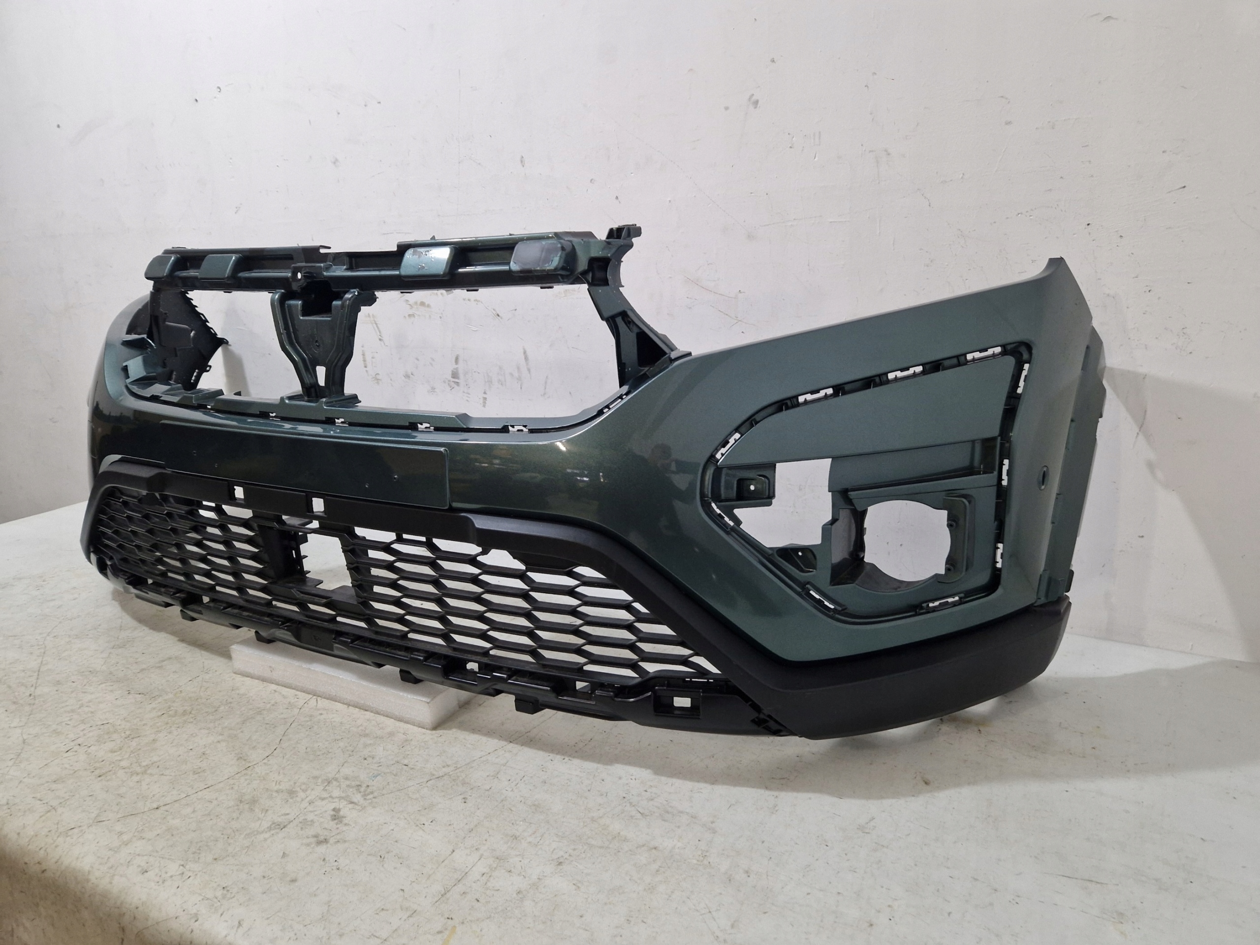 DACIA SANDERO III 3 STEPWAY 2020- front bumper front 620228861R
