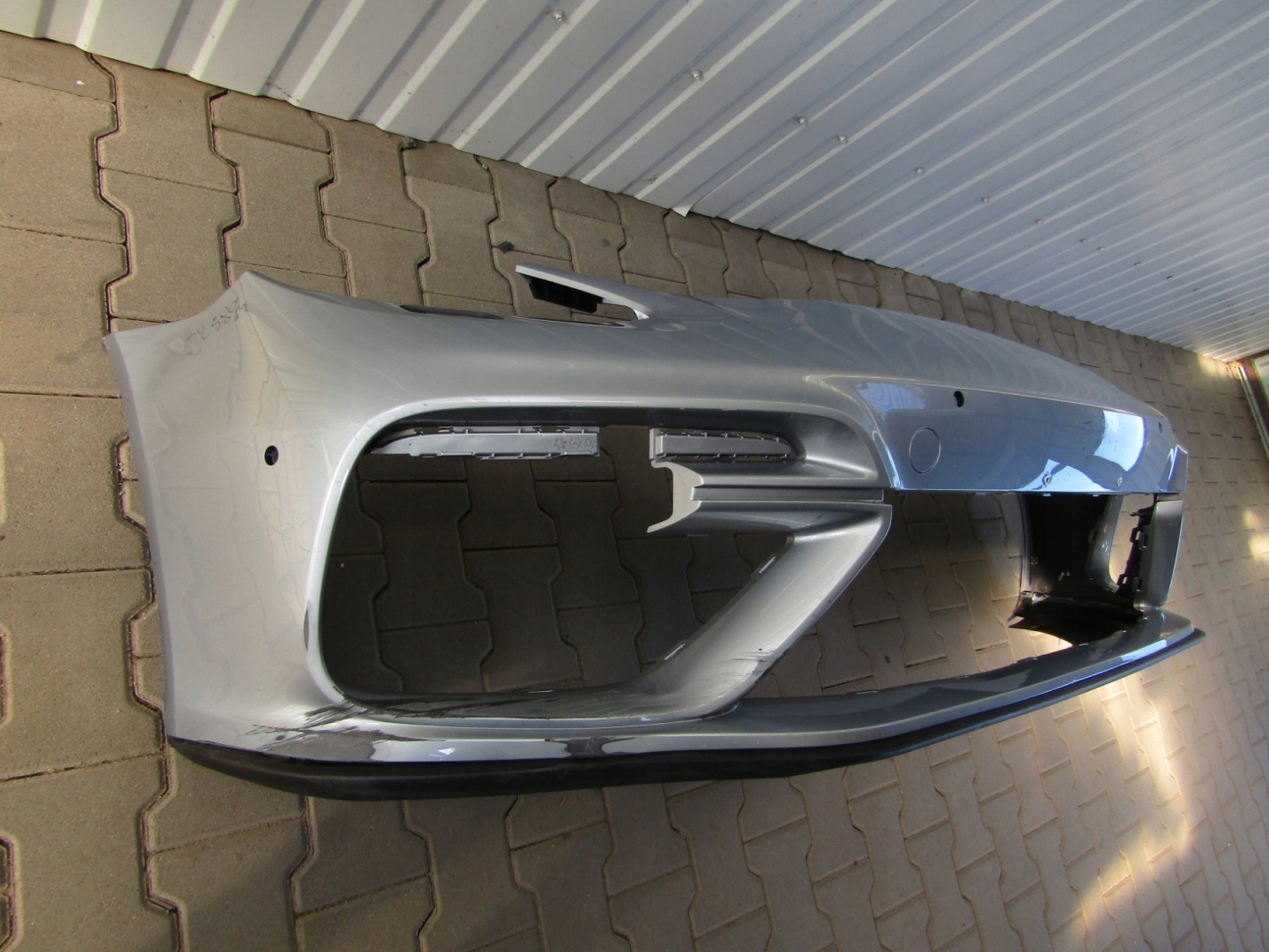 Zderzak przód Porsche Panamera 971 Turbo 17- Strona zabudowy przód