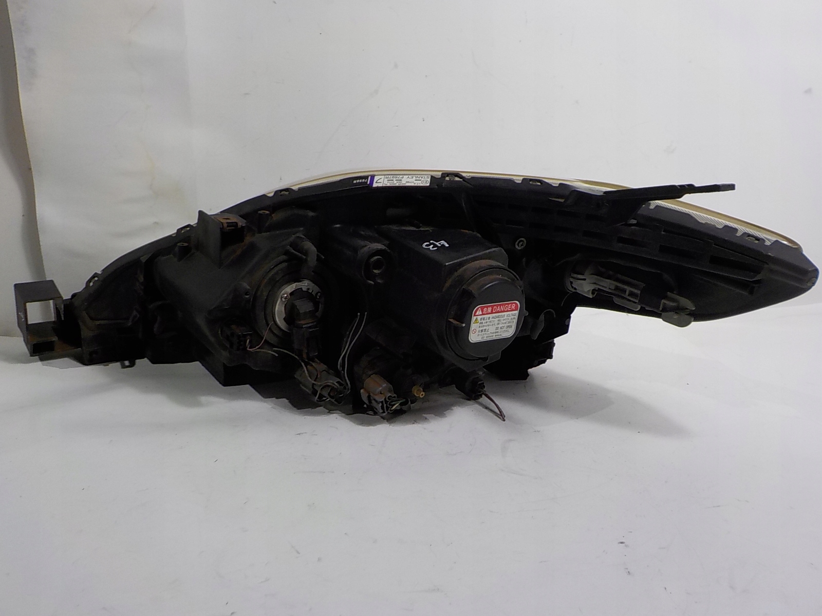 MAZDA 5 and CR XENON LIFT SPORT light right front front UK