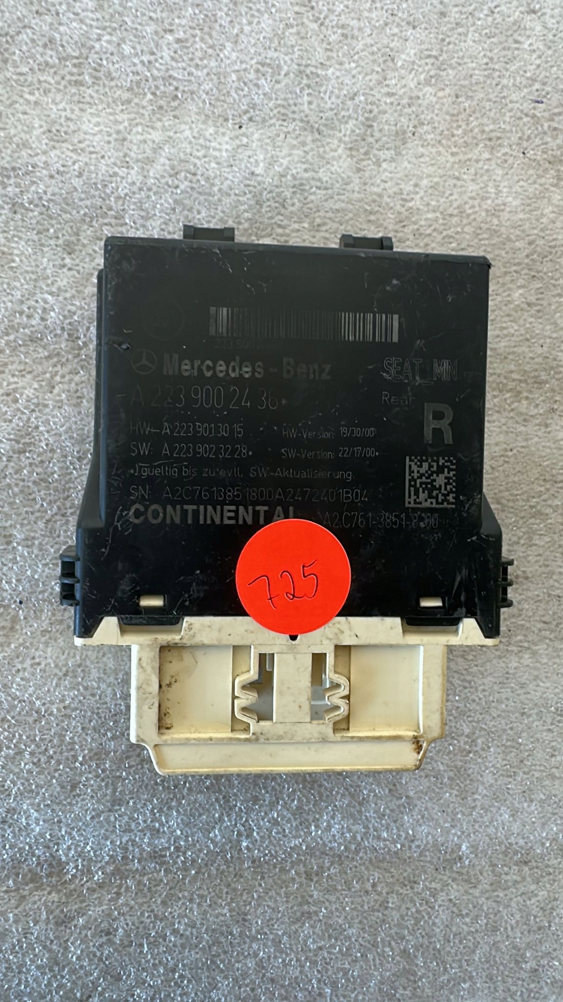 Moduł poziomowania świateł Mercedes A2239002436 Producent części Mercedes-Benz OE