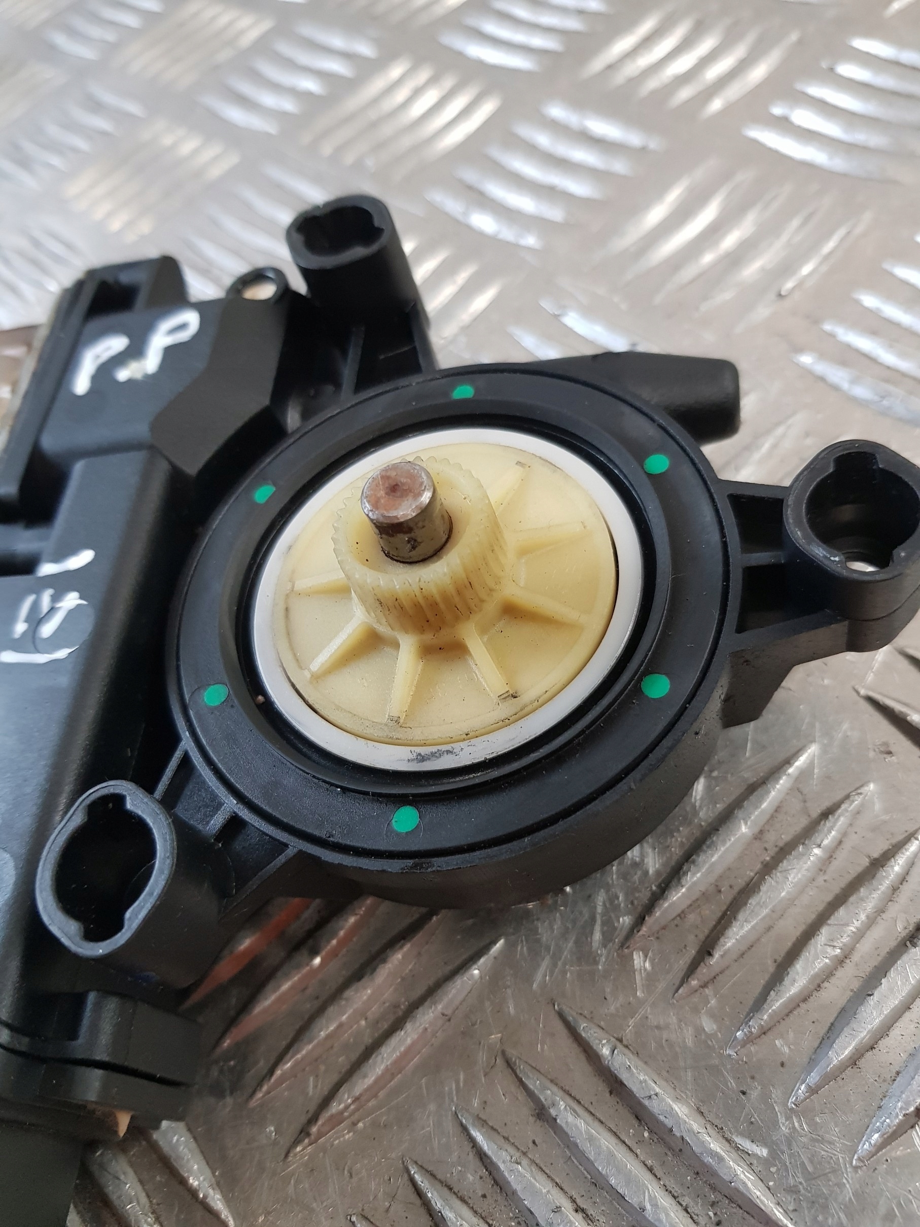 mini motor windows right front 6Q2959801A VW POLO IV 9N