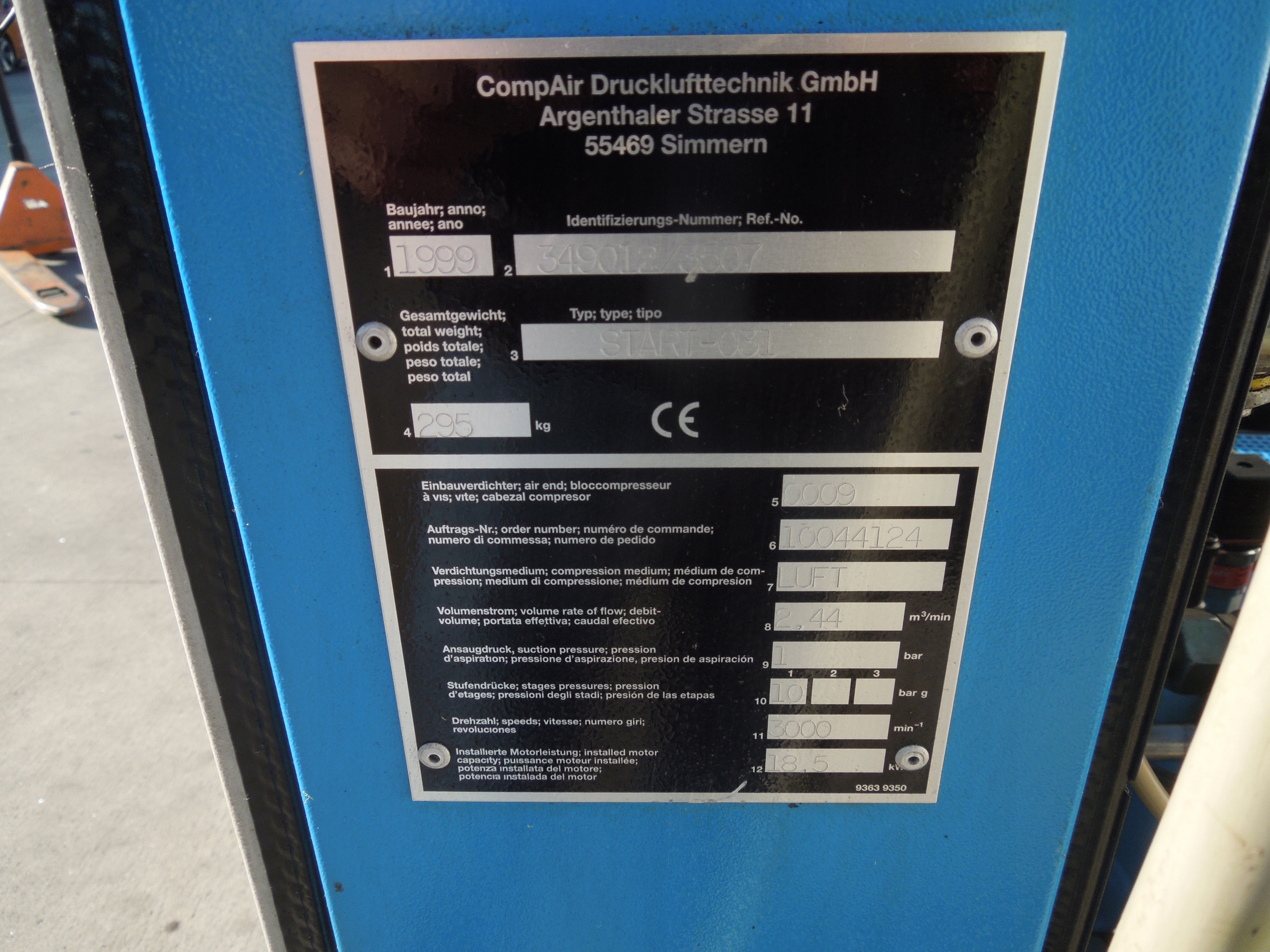 SPRĘŻARKA ŚRUBOWA COMPAIR START 031 18,5KW Kod producenta Compair