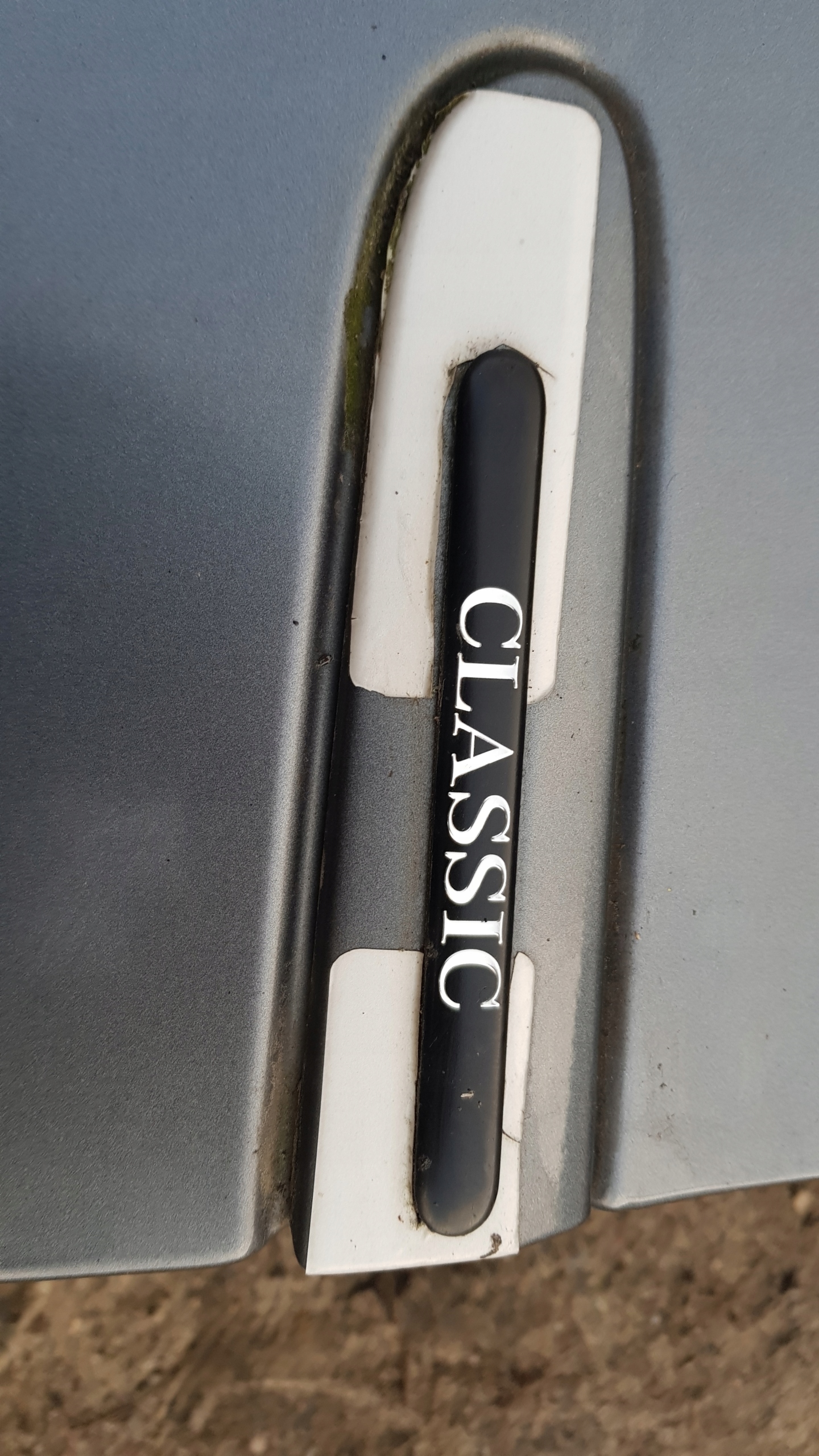 MERCEDES W211 parafango sinistra PRZO 368 LADNY
