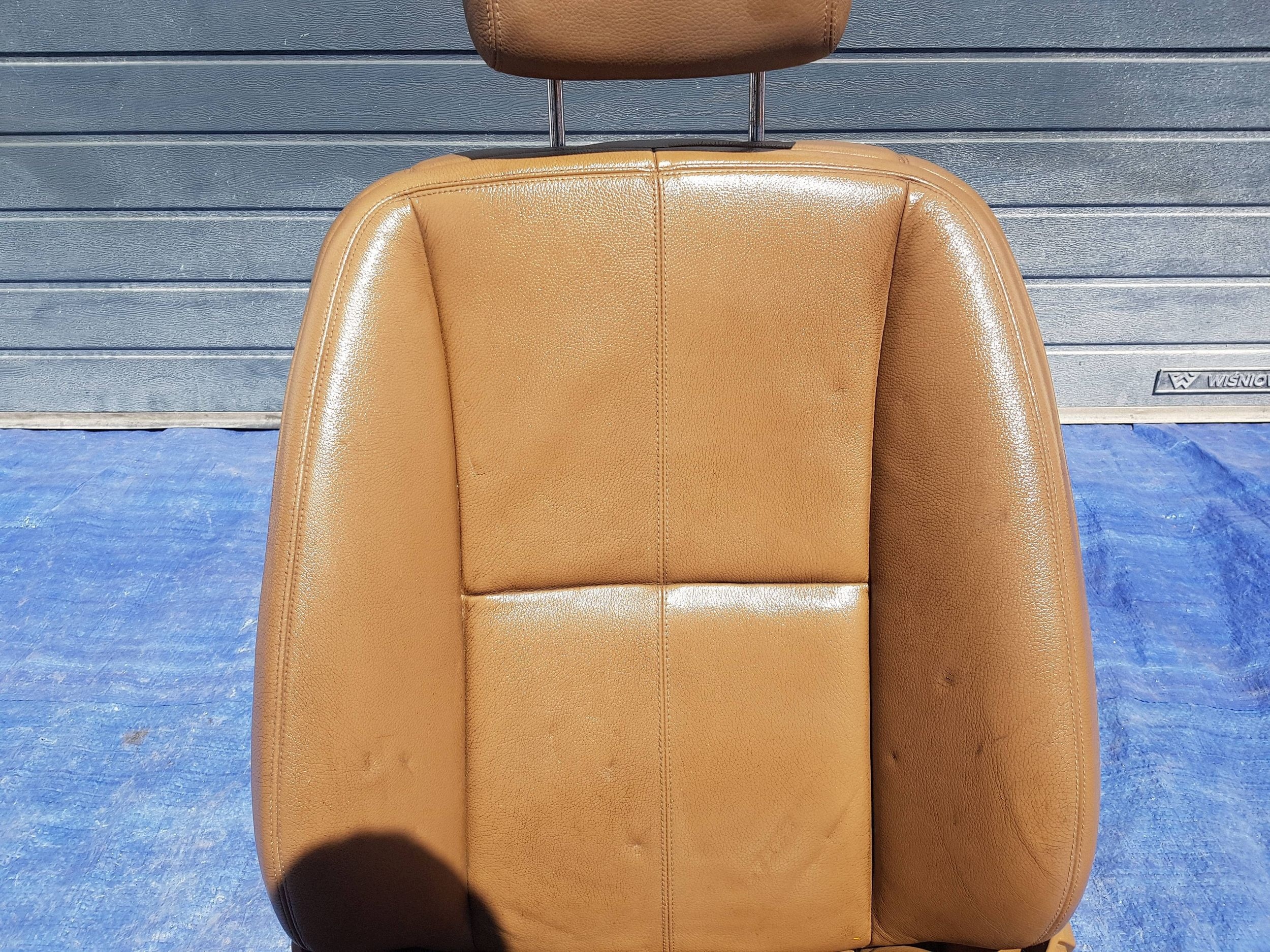 seat of the passenger front right front Mercedes S W221 UK