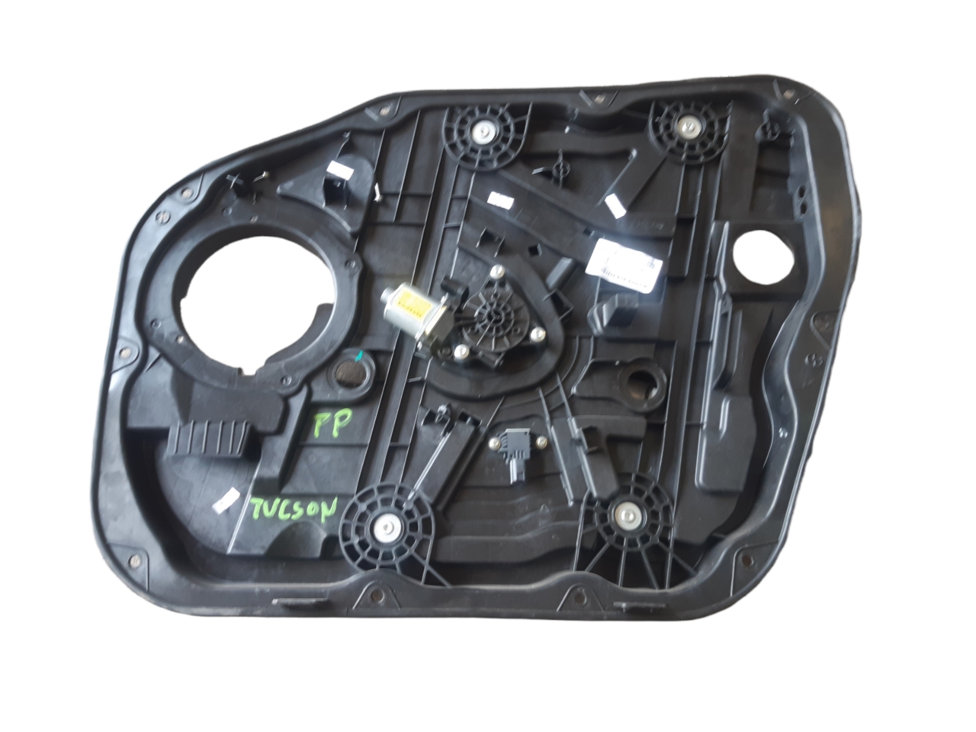 HYUNDAI TUCSON II 15- PODNOŚNIK SZYBY PRAWY PRZÓD