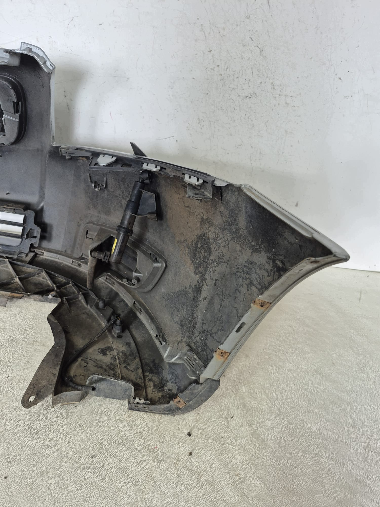 VOLVO V50 LIFT 07- bumper front front complete SPR 30744976