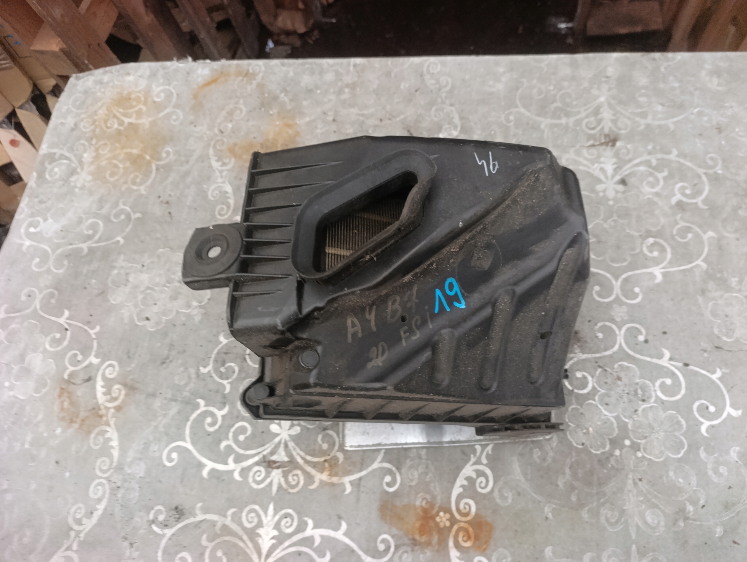 Gehäuse filter luft AUDI A4 B7 2.0 TFSI 03G133835C