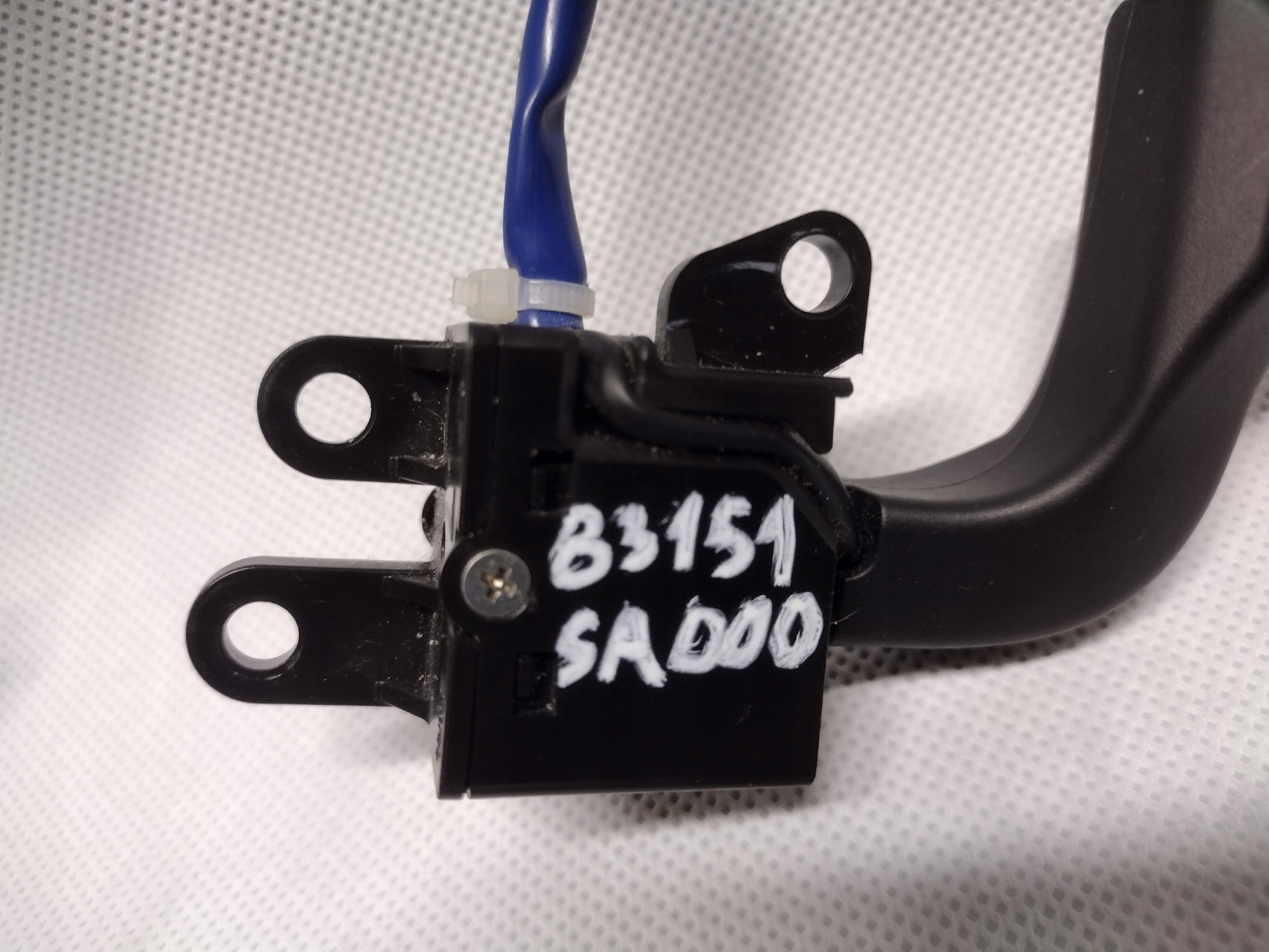 LEGACY FORESTER MANETKA TEMPOMATU 83151SA000 Producent części Subaru OE