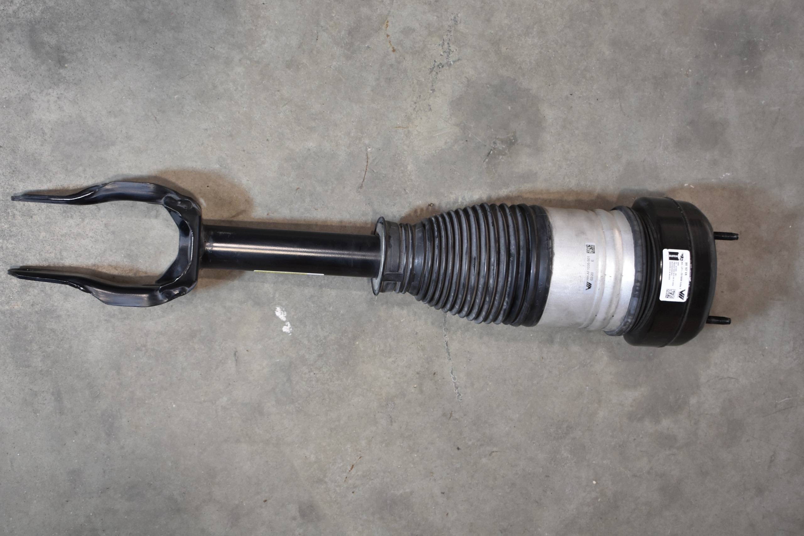 IDEALNY shock absorber front front MERCEDES GLS X167 1