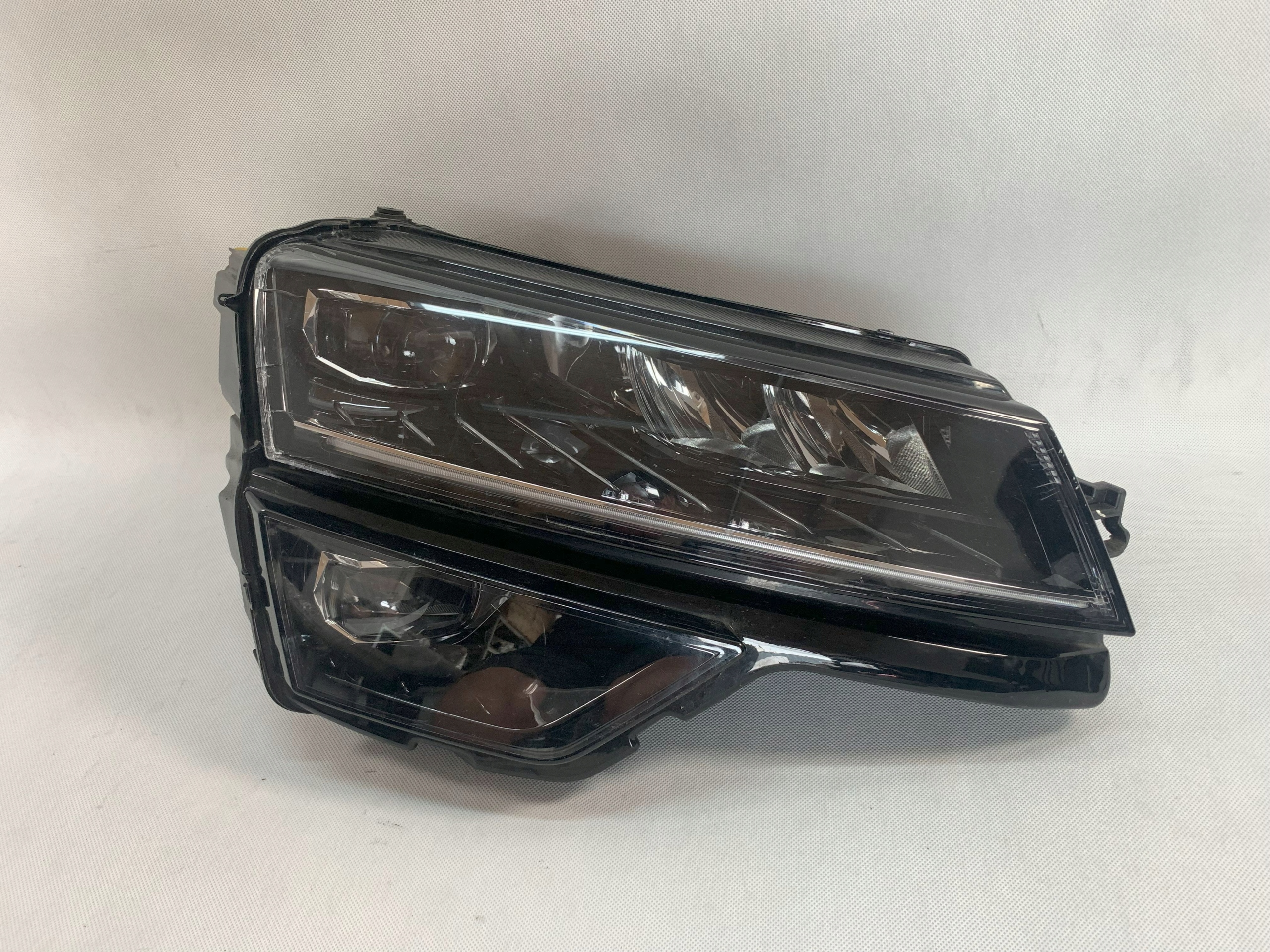 light right reflektor Skoda Karoq 17-21r 57B941016B 05.25