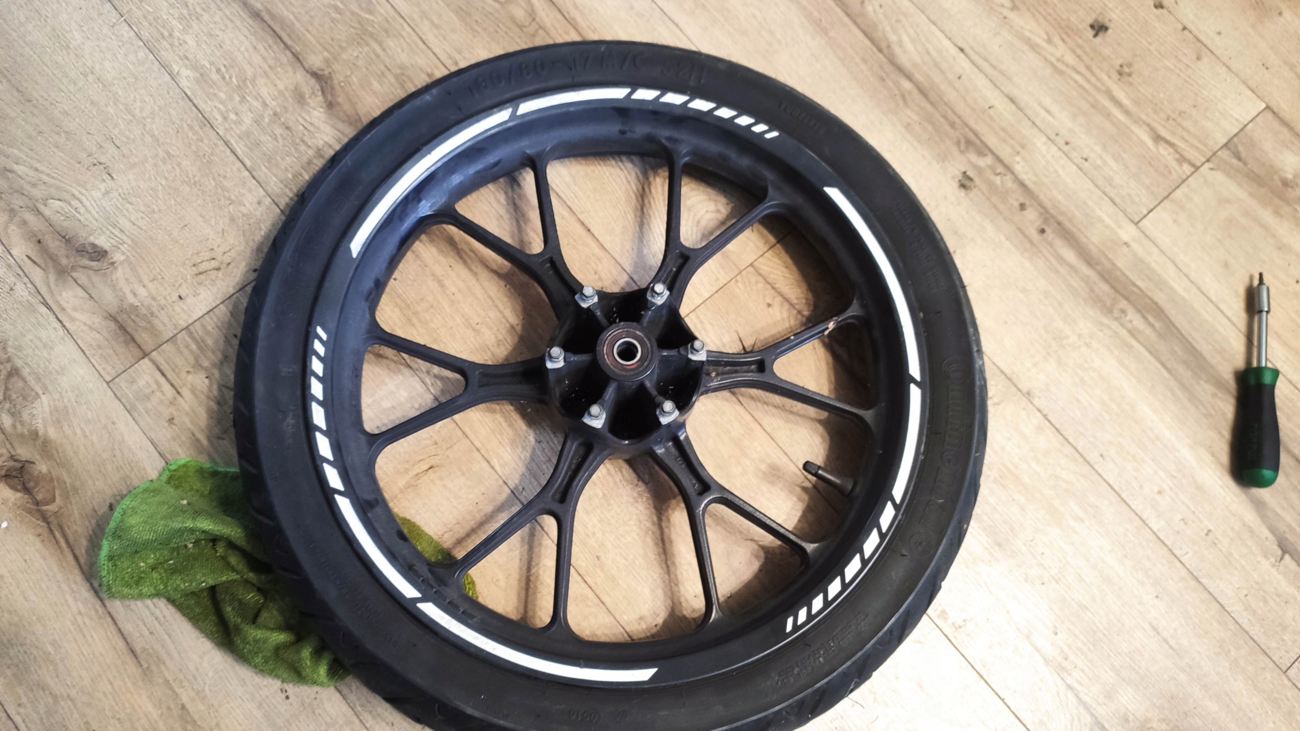 ЕС колеса обода спереди R17 2.75 Aprilia RS4 125 см