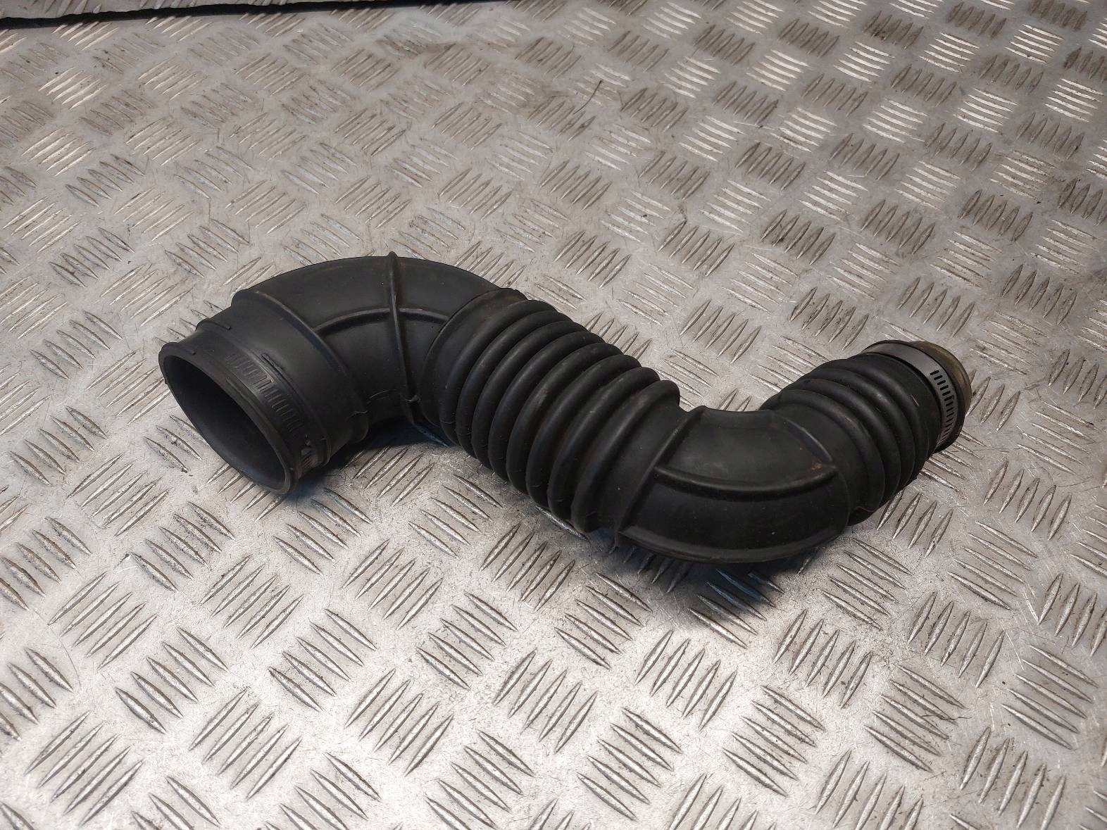 Schlauch luft intercooler SUZUKI GRAND VITARA und 2.0 TD
