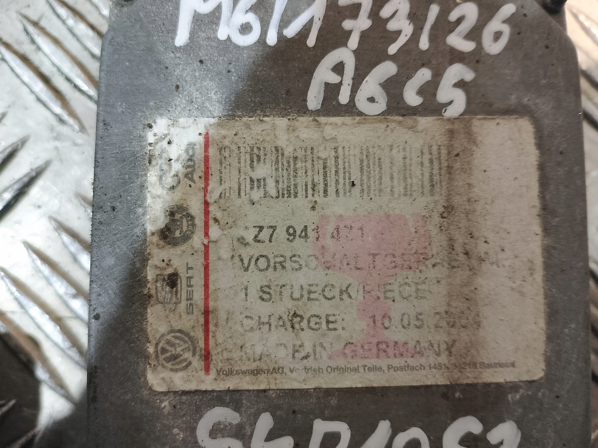 centralina XENON AUDI A6 C5 HELLA 5DV007760-71 4B0941471