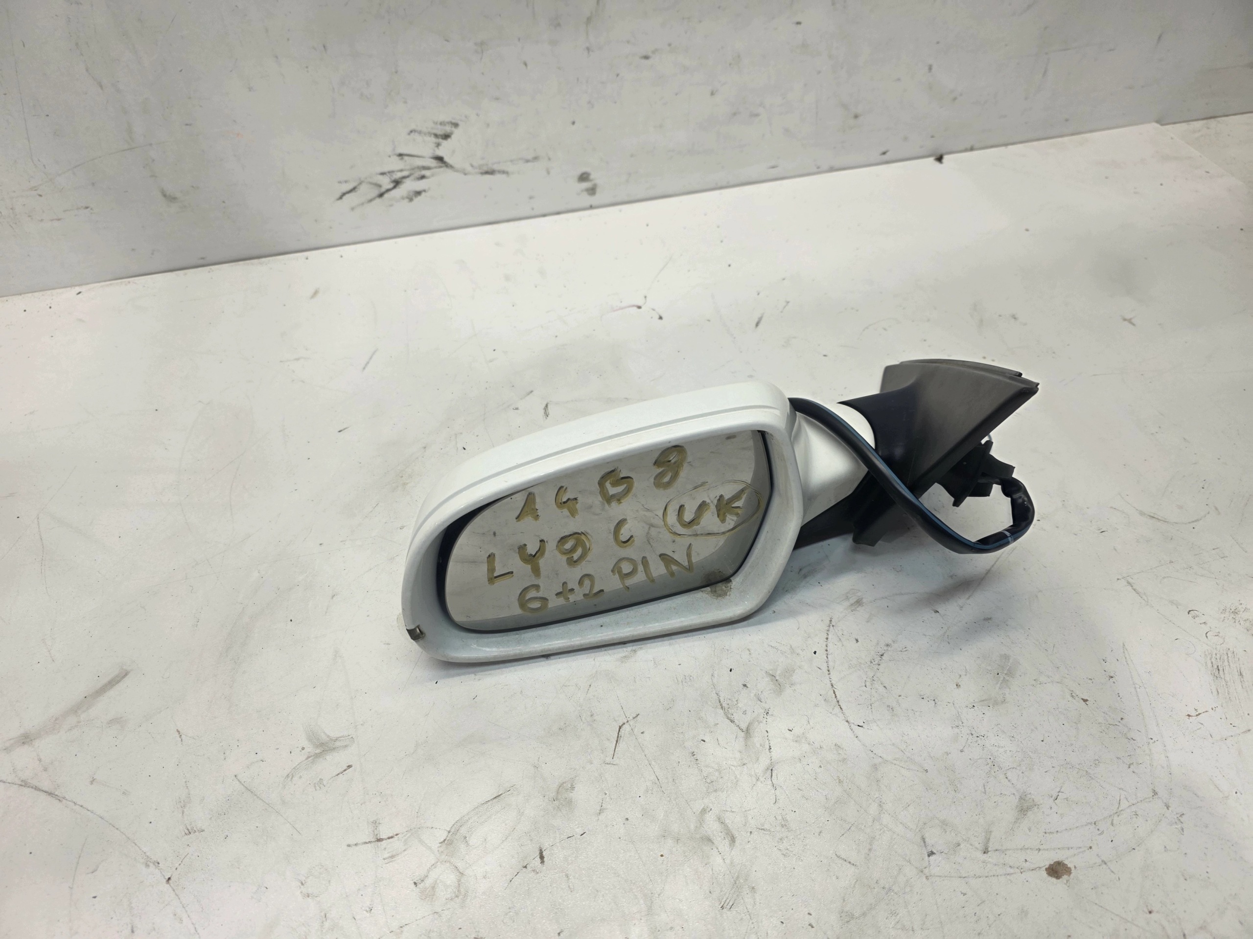 mirror exterior left AUDI A4 B8 LIFT LY9C 6+2 PIN UK