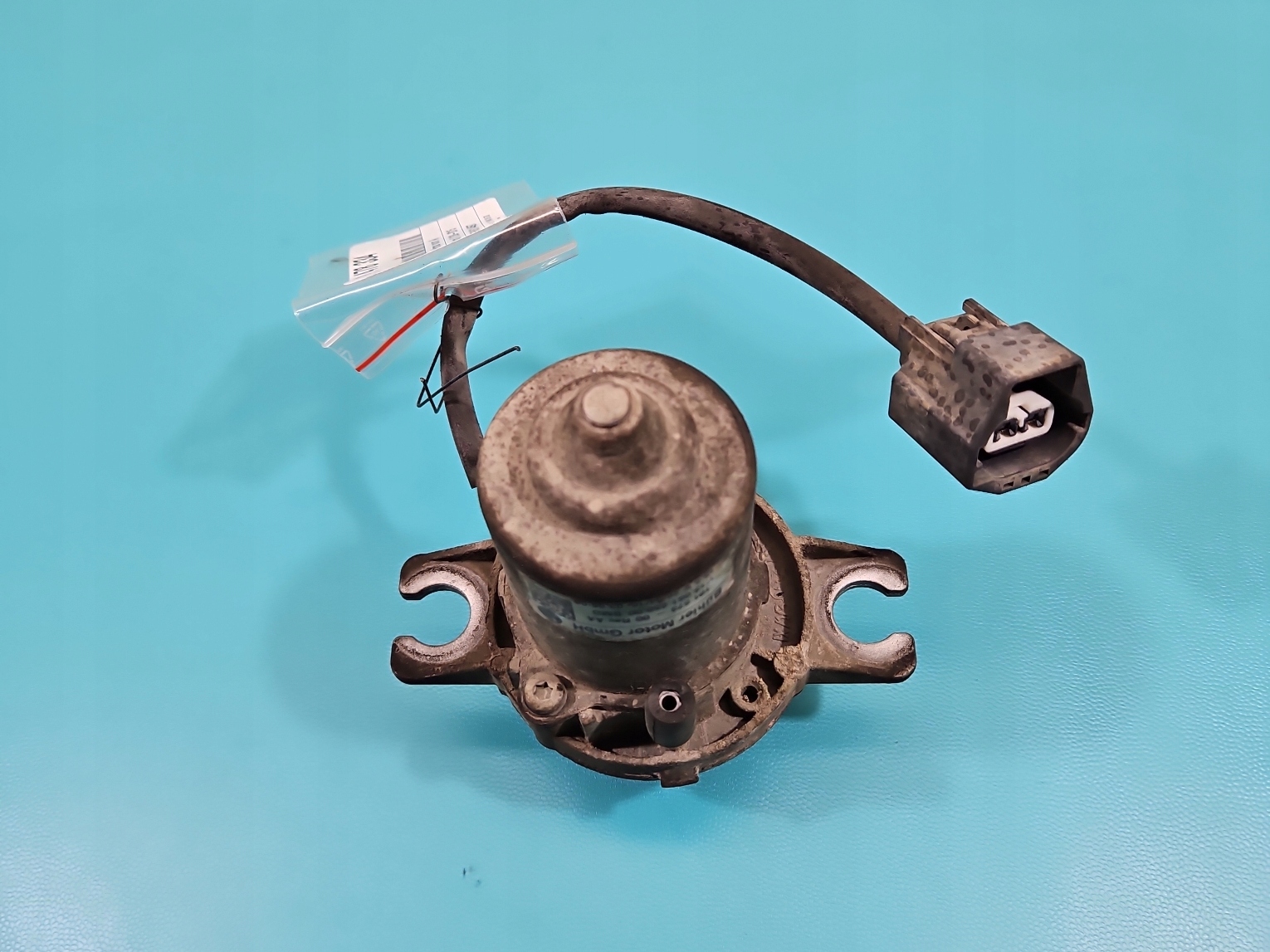 насос вакум opel ASTRA IV J 13398752 1.4 T