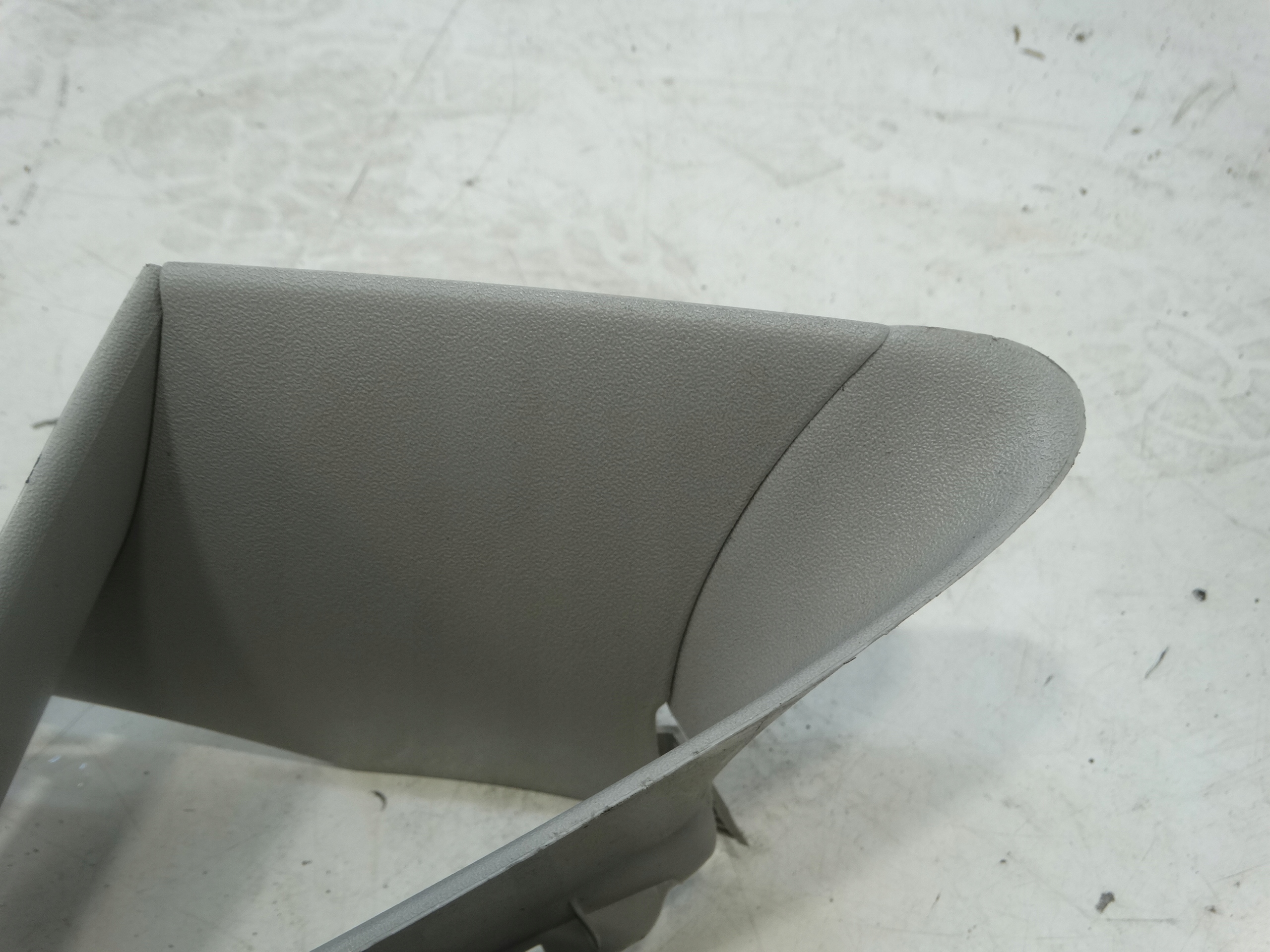 plastic cover SLUPKA left front VOLKSWAGEN GOLF VI plus 5M0858335B