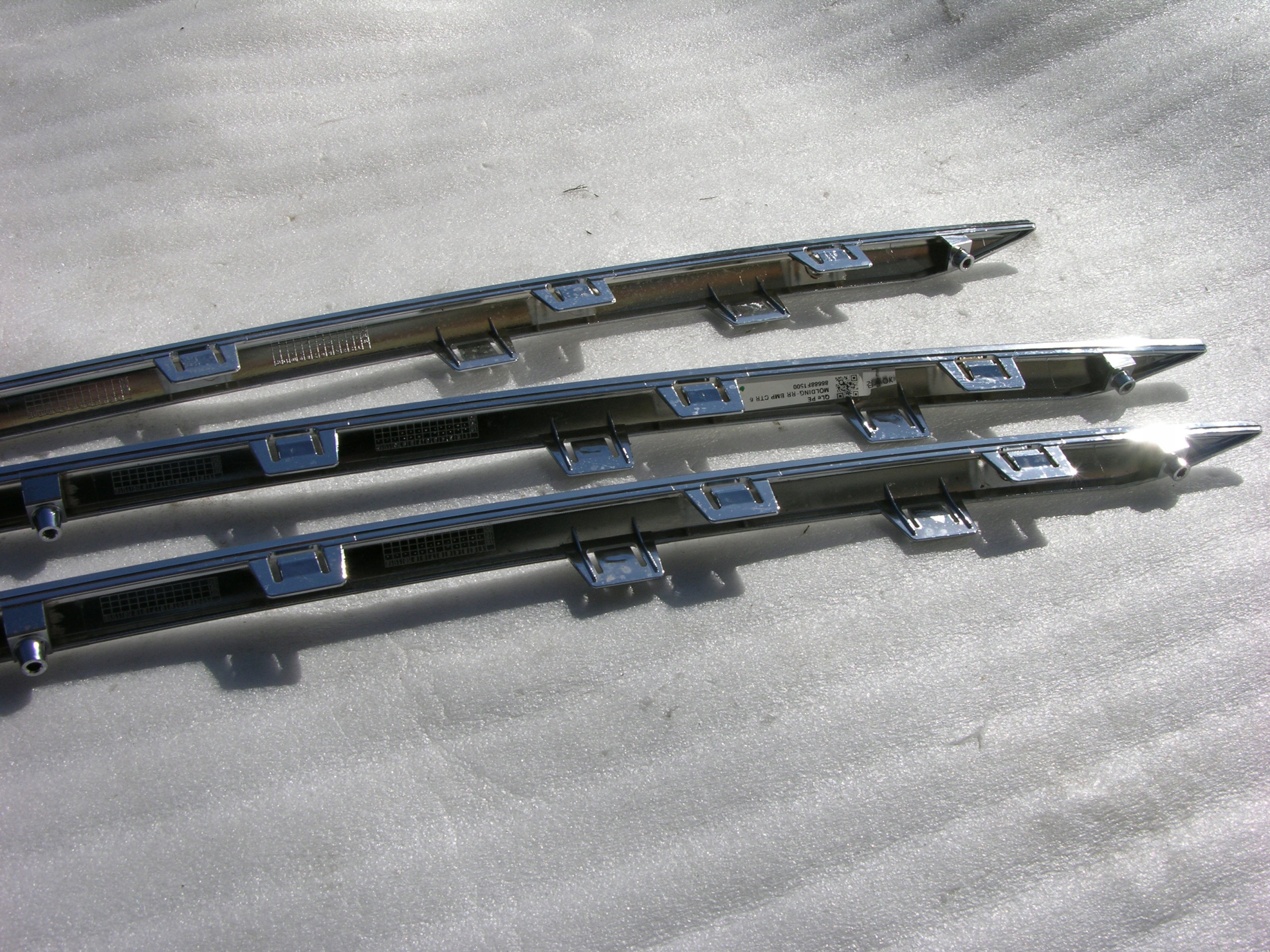 KIA SPORTAGE 2019-2020 LISTWA ZDERZAK TYŁ CHROM Producent części Kia OE