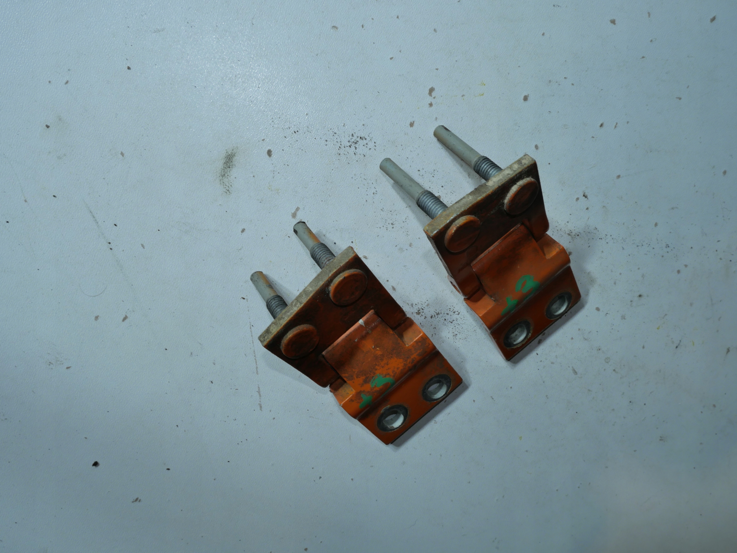 hinge boot VW T5 7H0827301D 7H0827302D
