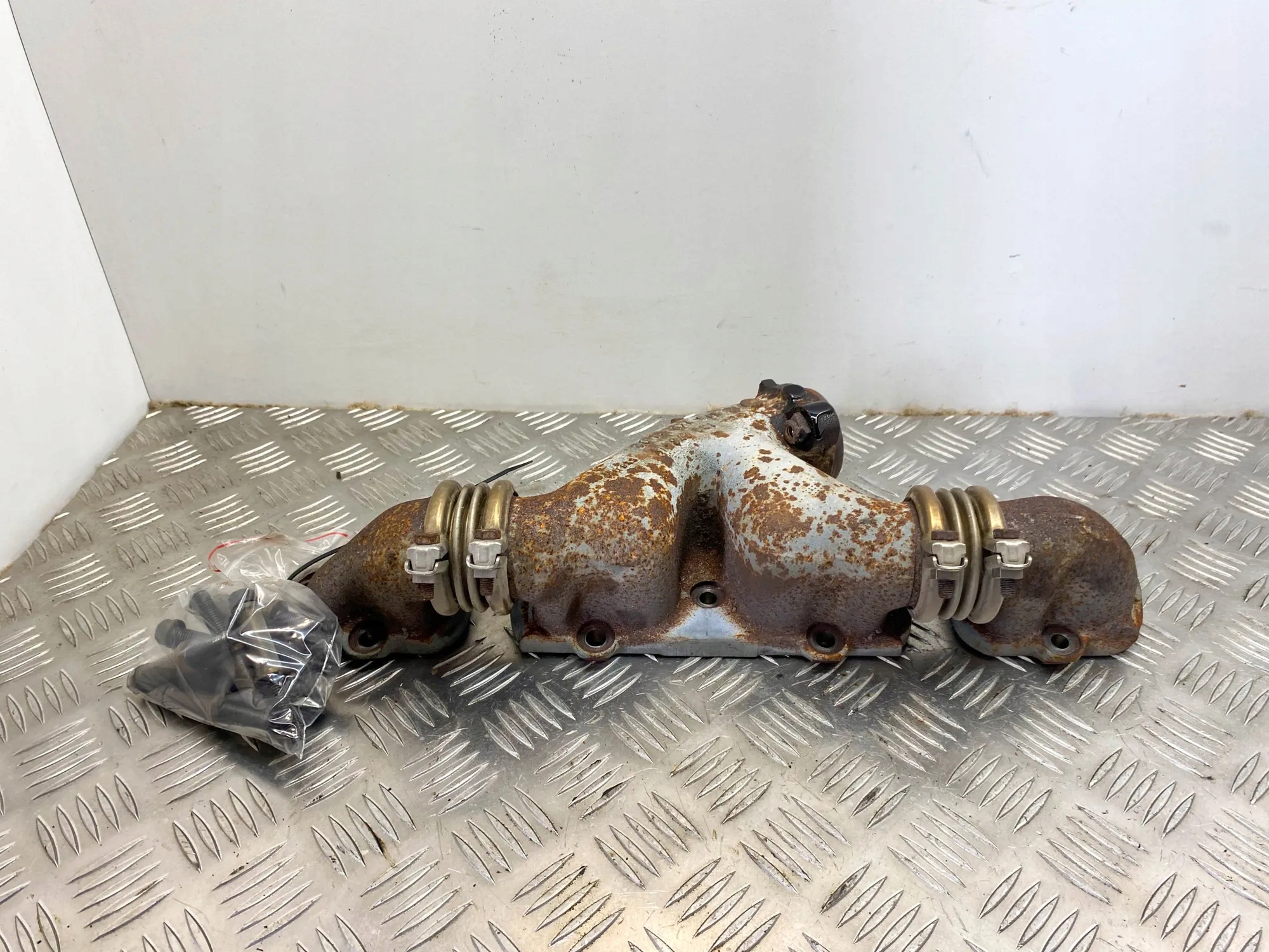 PRAWY KOLEKTOR WYDECHOWY MERCEDES-BENZ SL (R129) 1191424102 24551813 5.0L