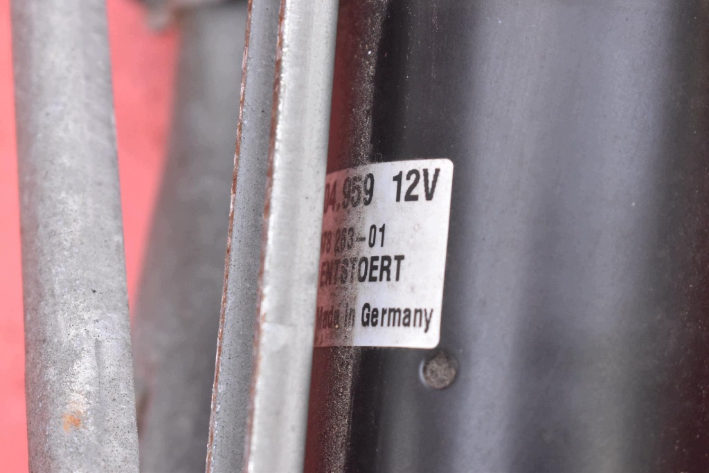 Gestänge Motor Wischer vorne EU 7161711 BMW E90 E91 04-10