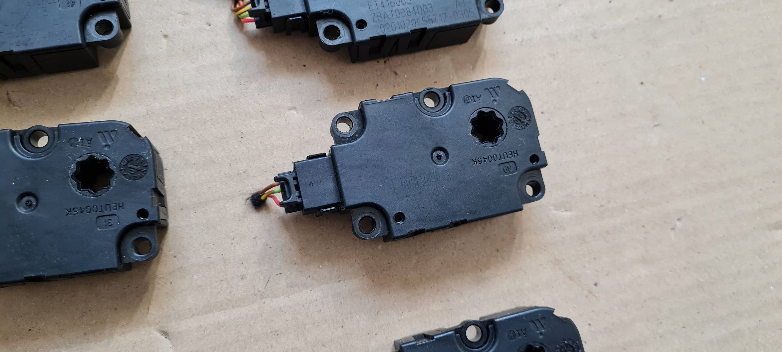 A6 C8 4K Micro moteur Bouches buses Console Bloc de chauffage complet ET416003 A4 B9 8W A5