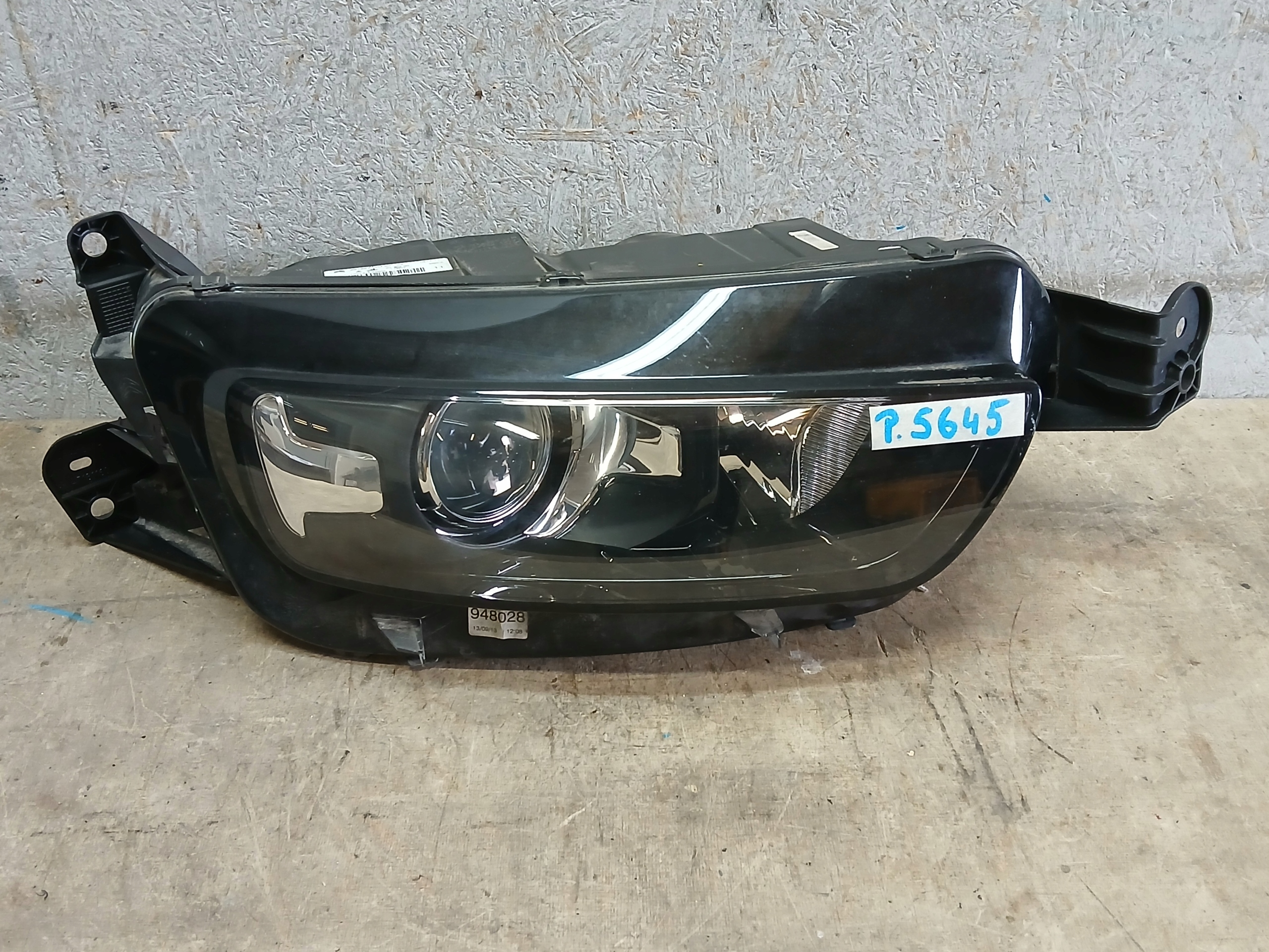 light front right CITROEN C4 PICASSO II 2 14-17 XENON 92201-G5000