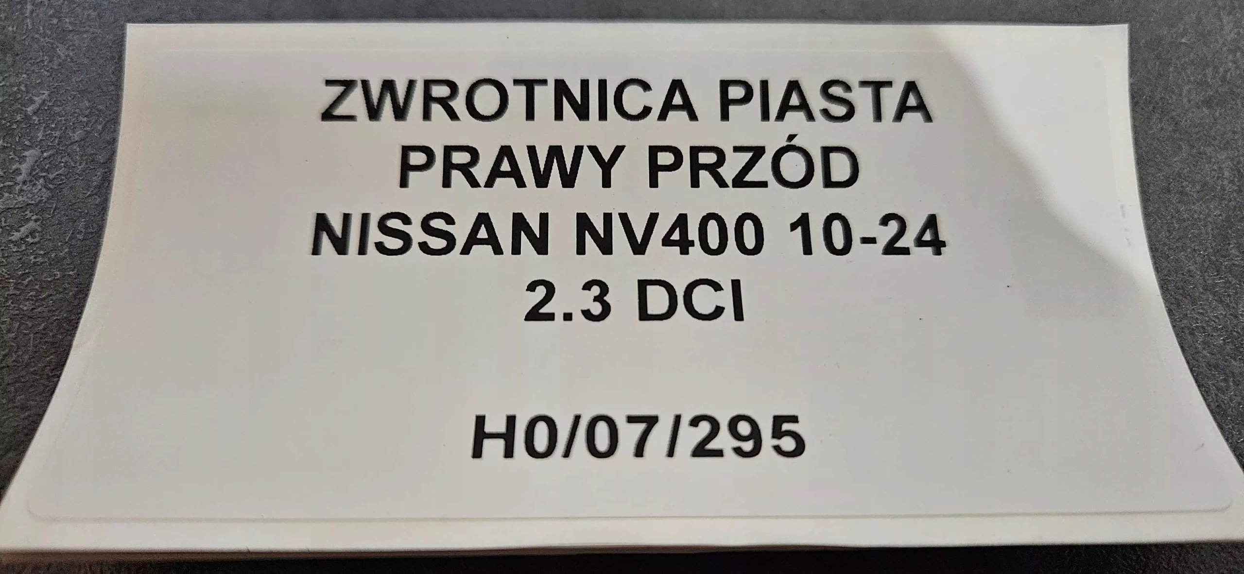 otoč čepu pravý předek NISSAN NV400 10-24