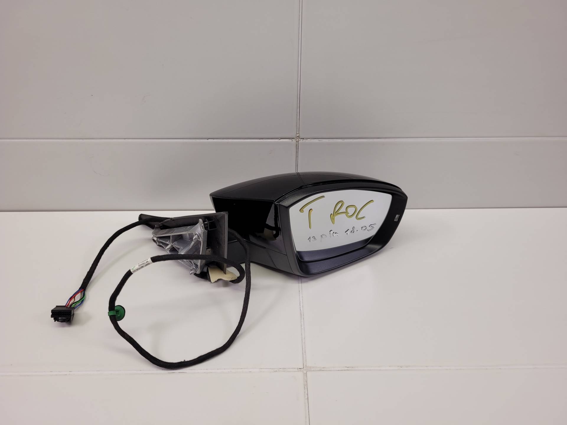 mirror exterior right side Volkswagen T-Roc 2019 2GA857602A