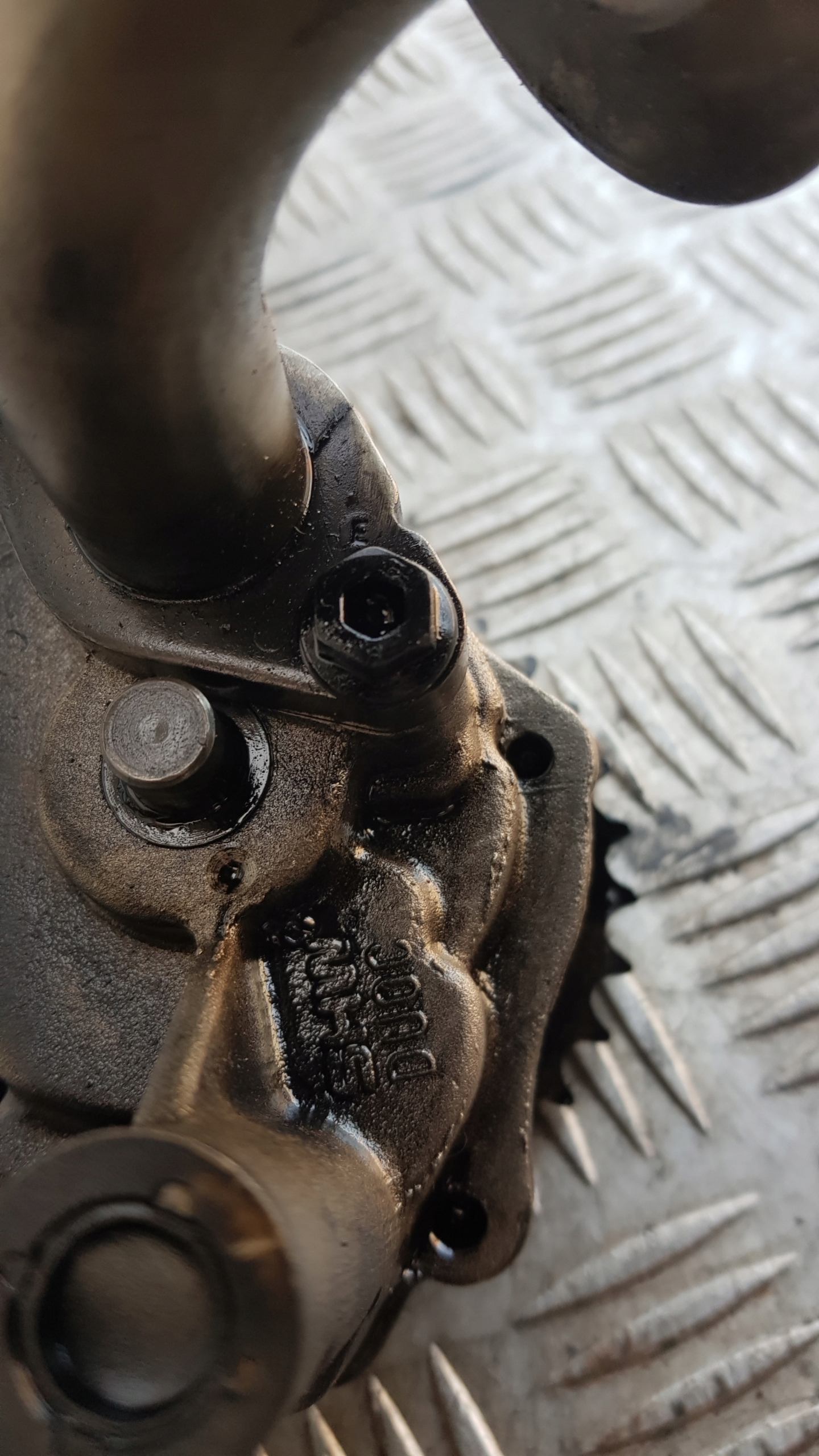 AUDI A4 B6 SUPERB PASSAT B5 1.9 TDI oil pump