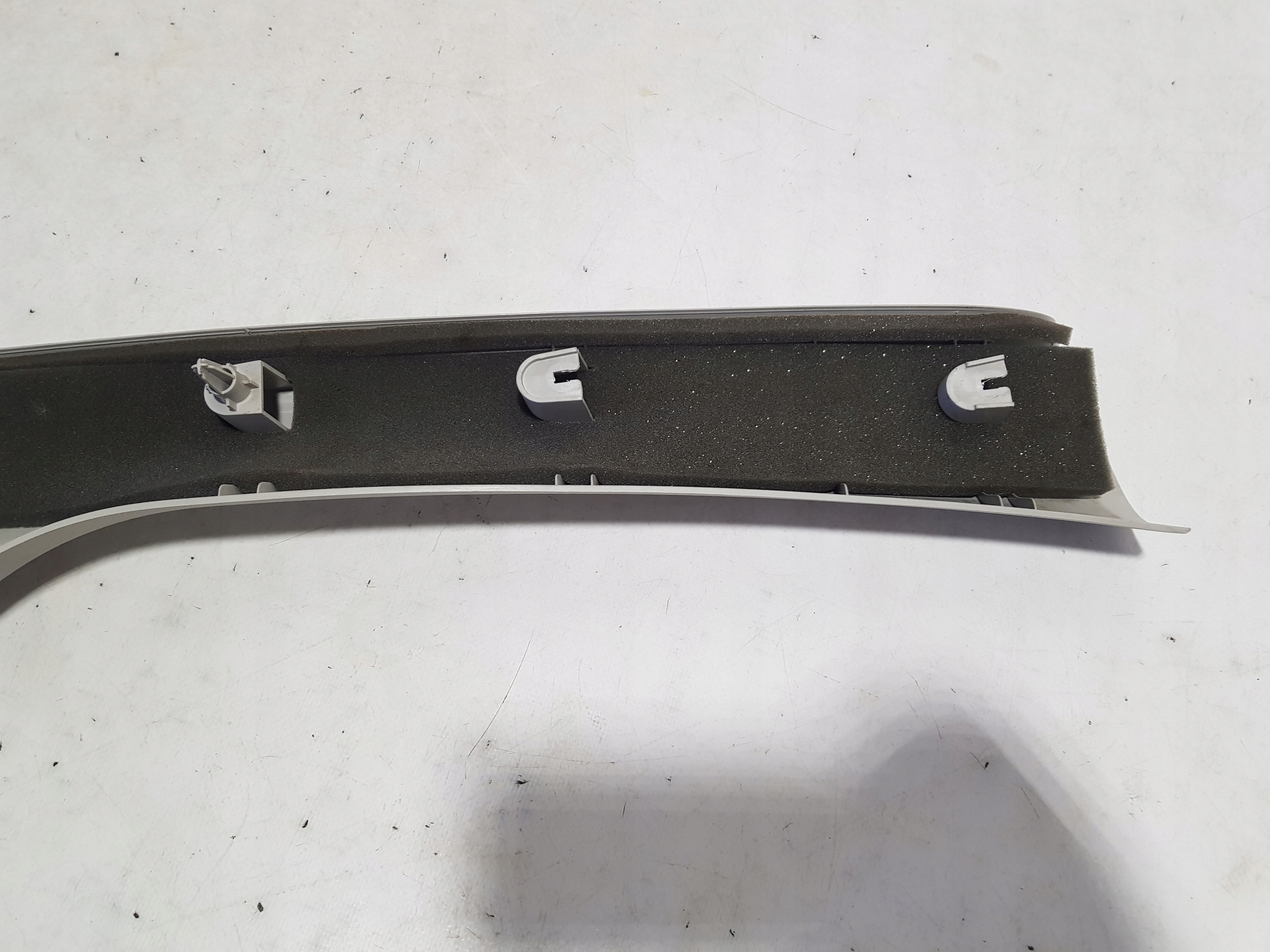cover SLUPKA left FORD KUGA MK1 8V41S03199A