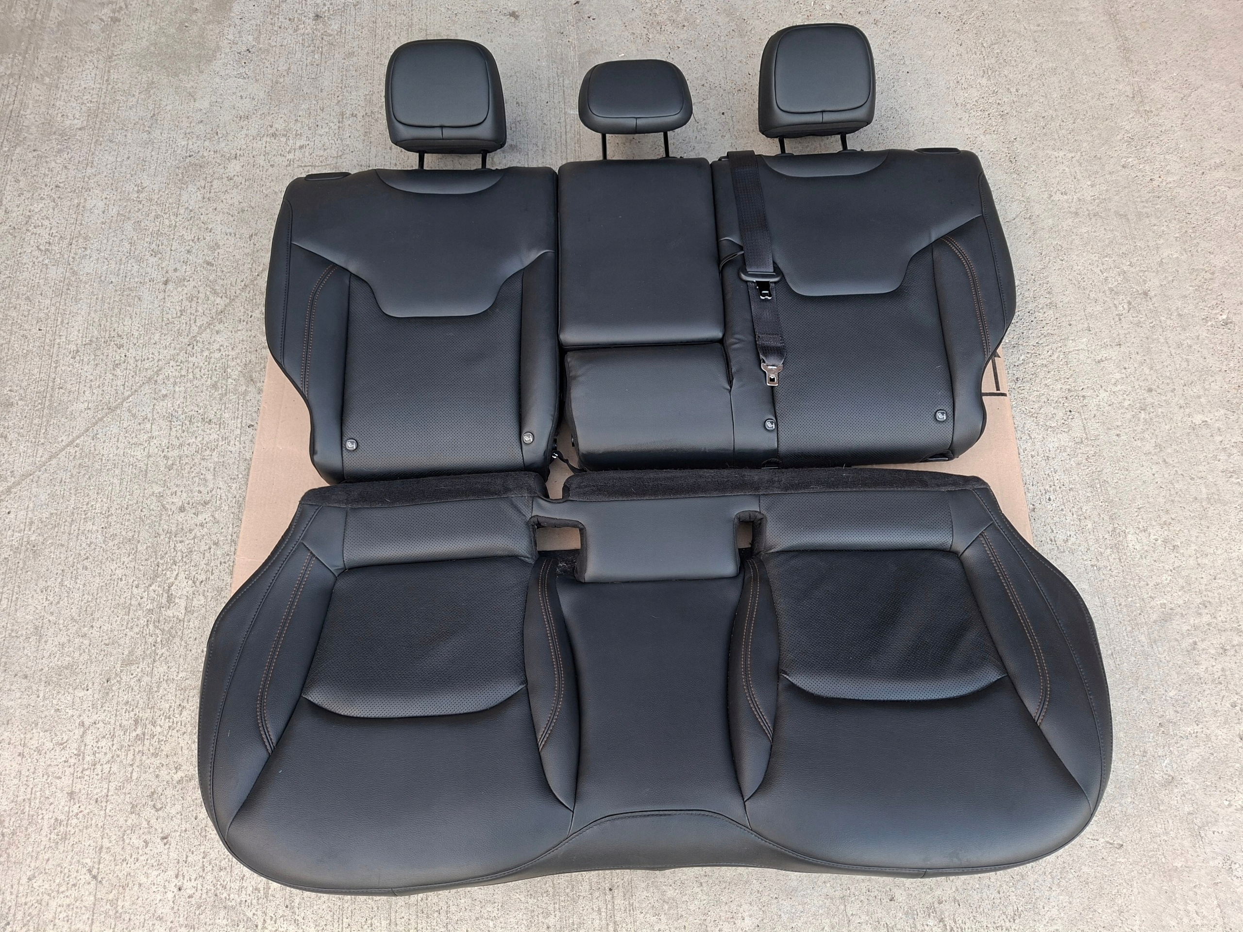 seat rear part rear complete arm rests airbag JEEP COMPASS II