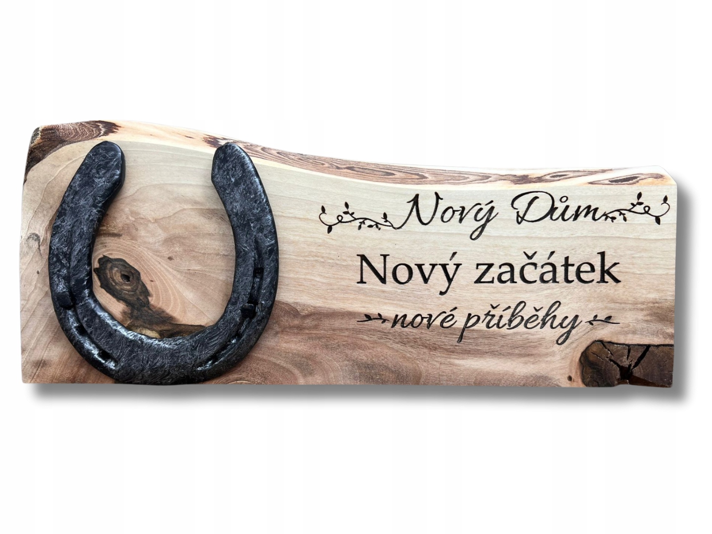 Deska s podkovou nový dům dárek kolaudační večírek štěstí na zavěšení