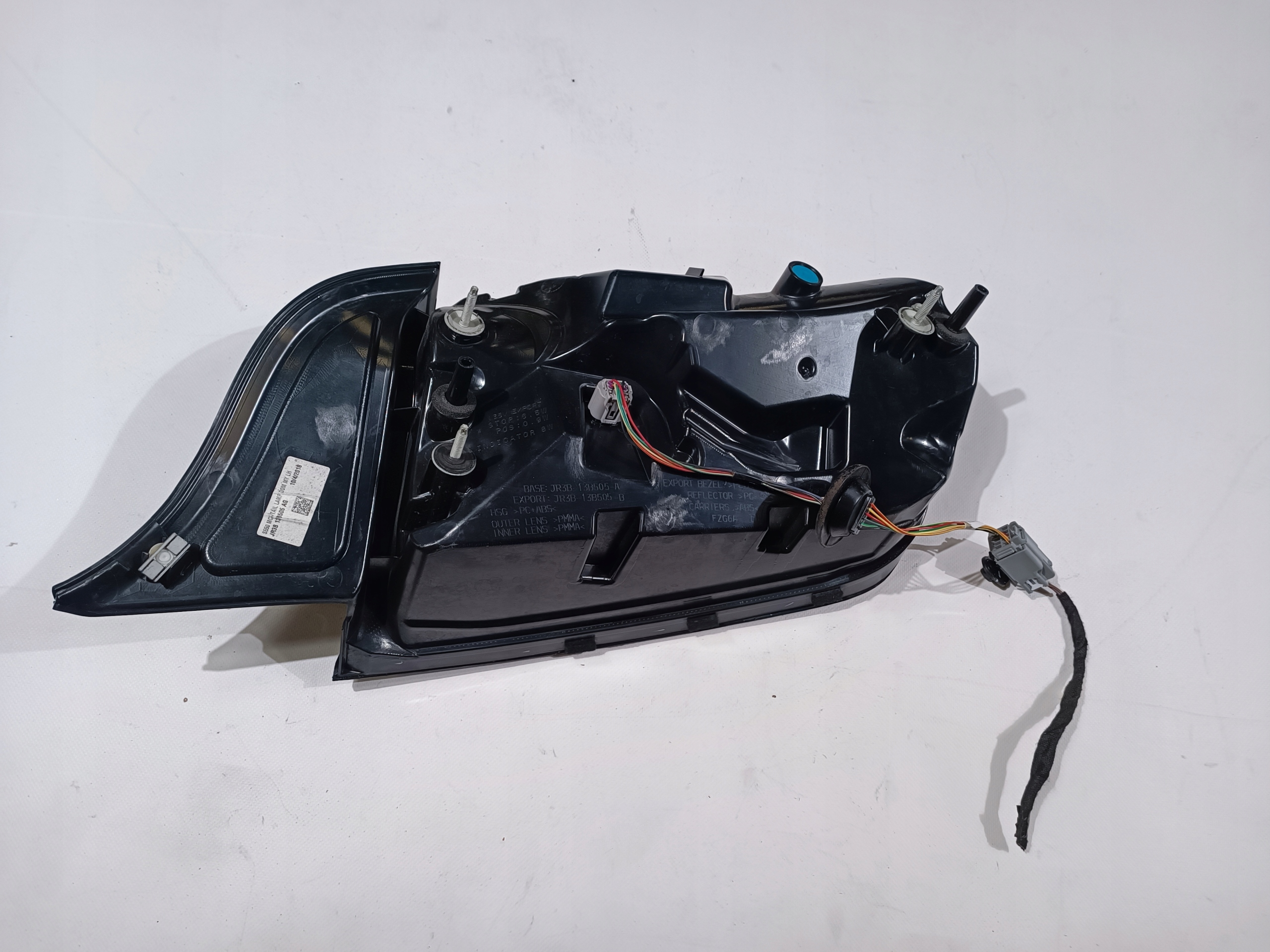 light rear part rear left Ford Mustang VI Lift 2018