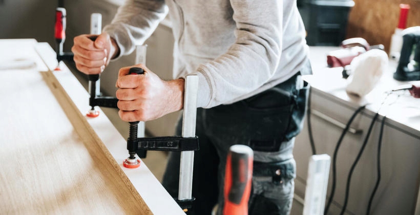 ŚCISK STOLARSKI ŚRUBOWY 150x50MM TYP F ZACISK Kod producenta CON-BCF-05015