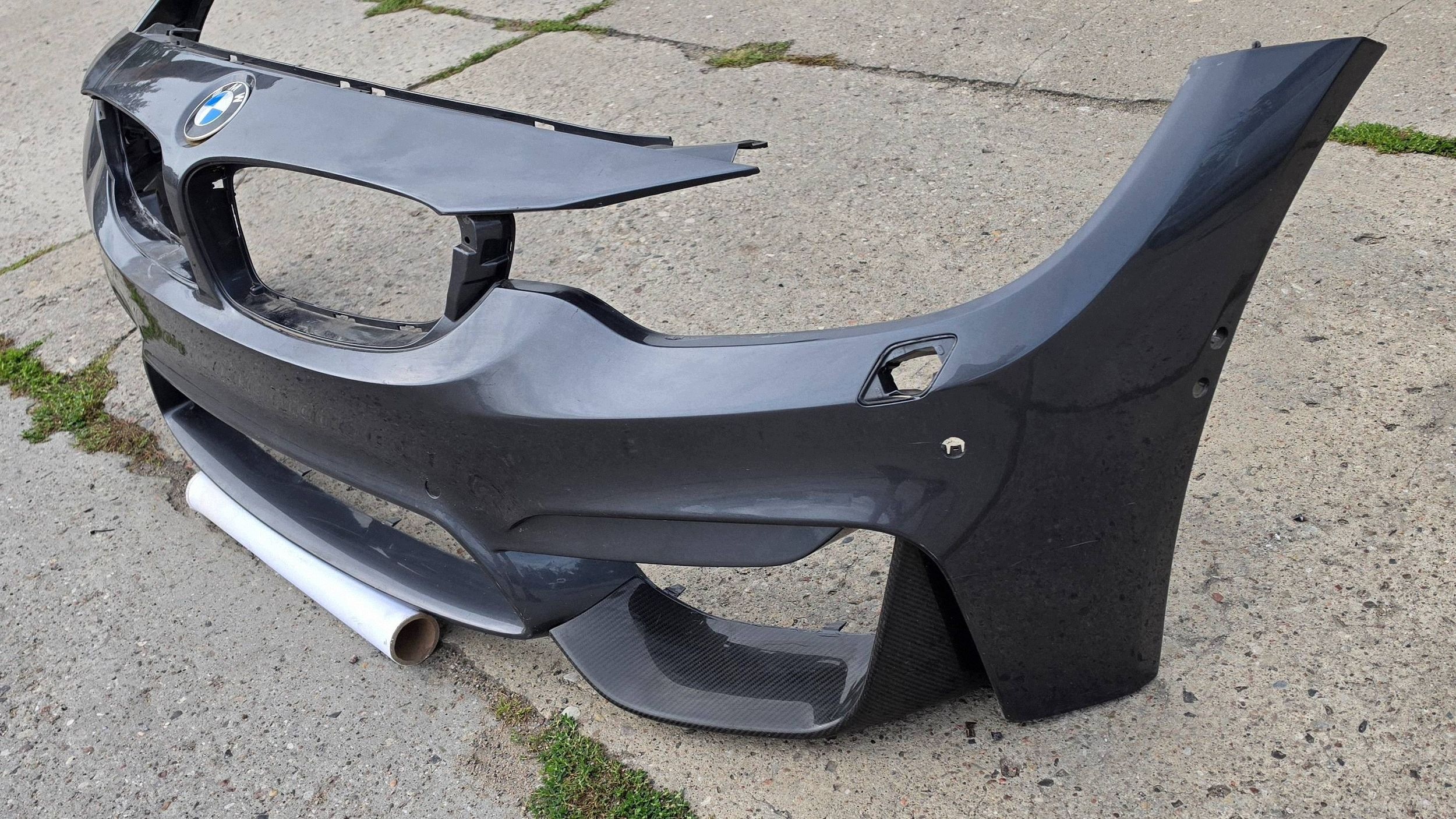 BMW M4 F82 F83 8054290 frontstoßstange