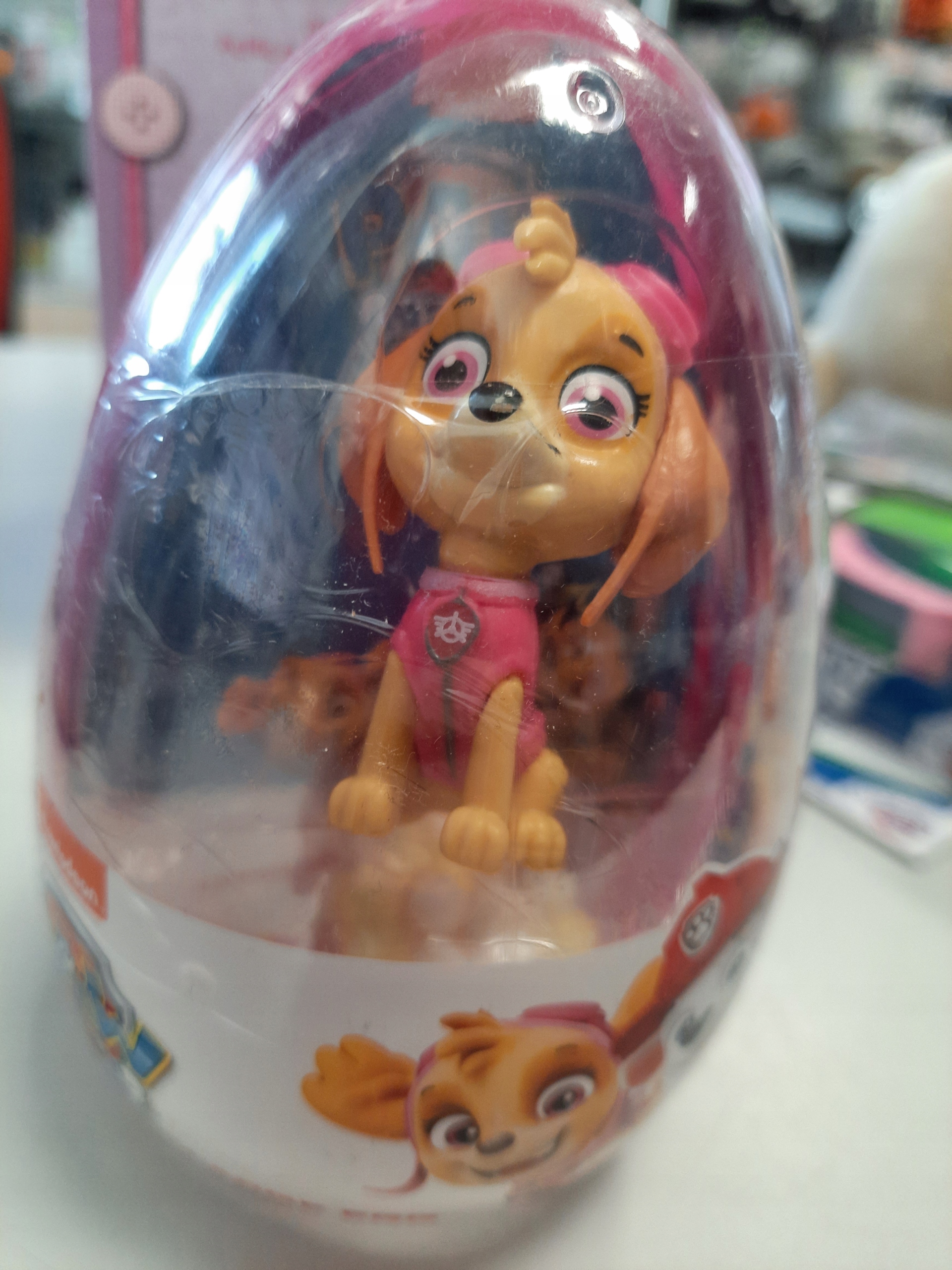 

Figurka Psi Patrol Sky Cukierki pudrowe Paw Patrol