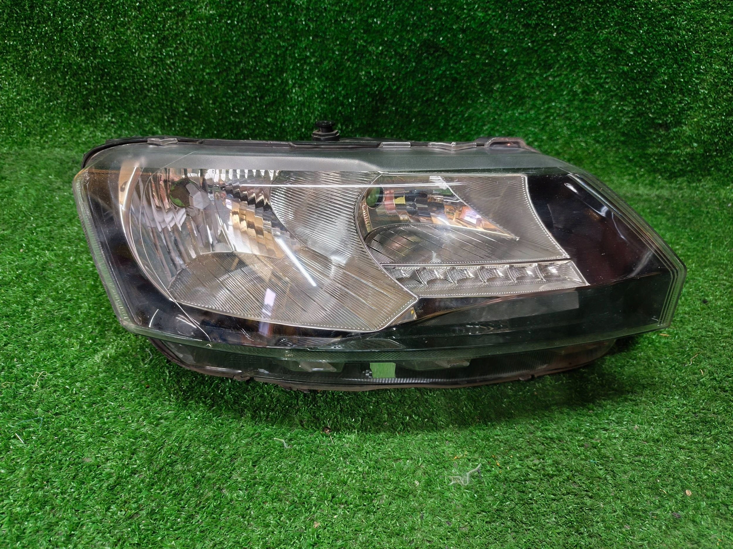 REFLEKTOR right front SKODA RAPID 16- LIFT LED NR.1276